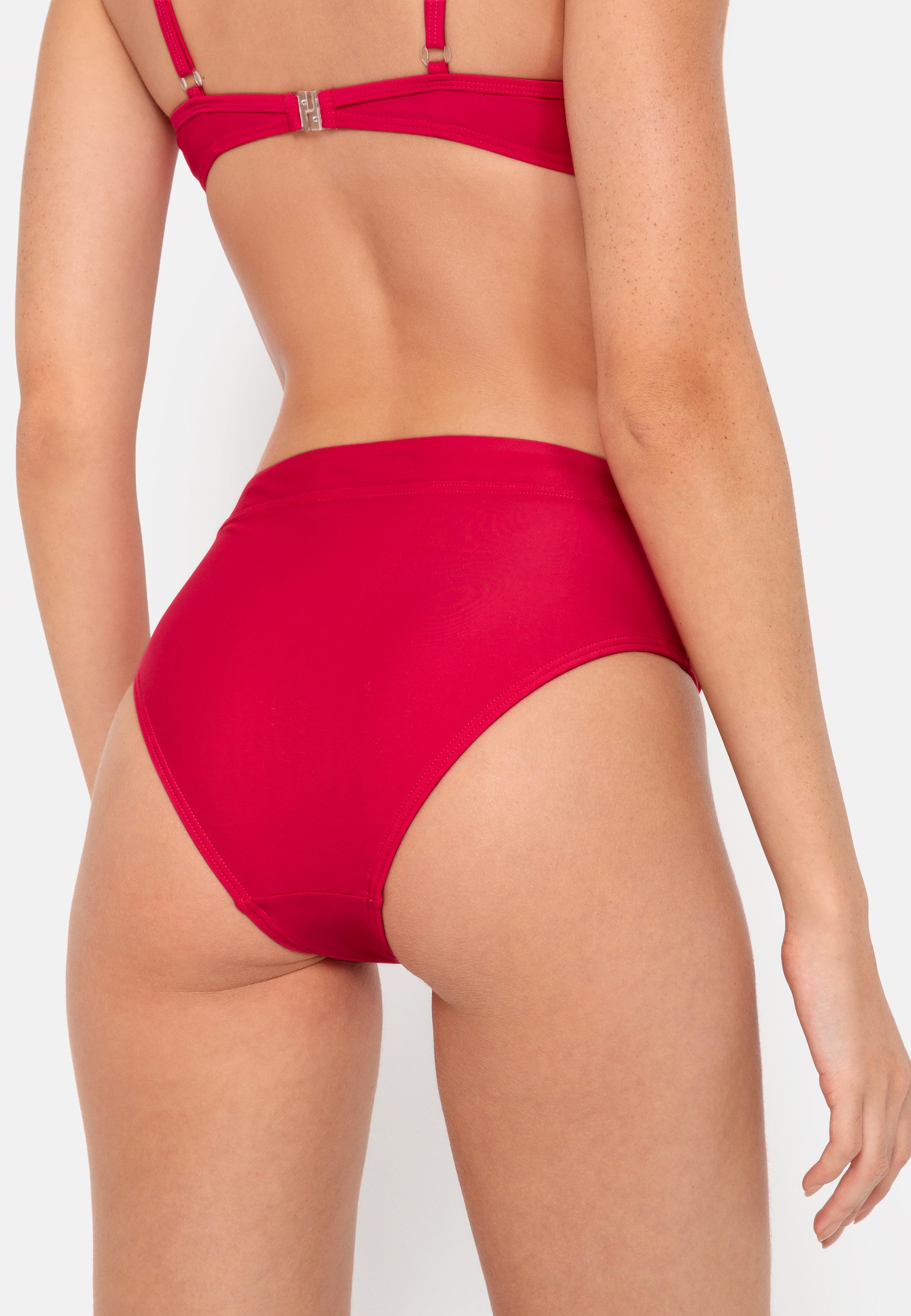 LSCN by LASCANA Bikinibroekje GINA met korte achterkant