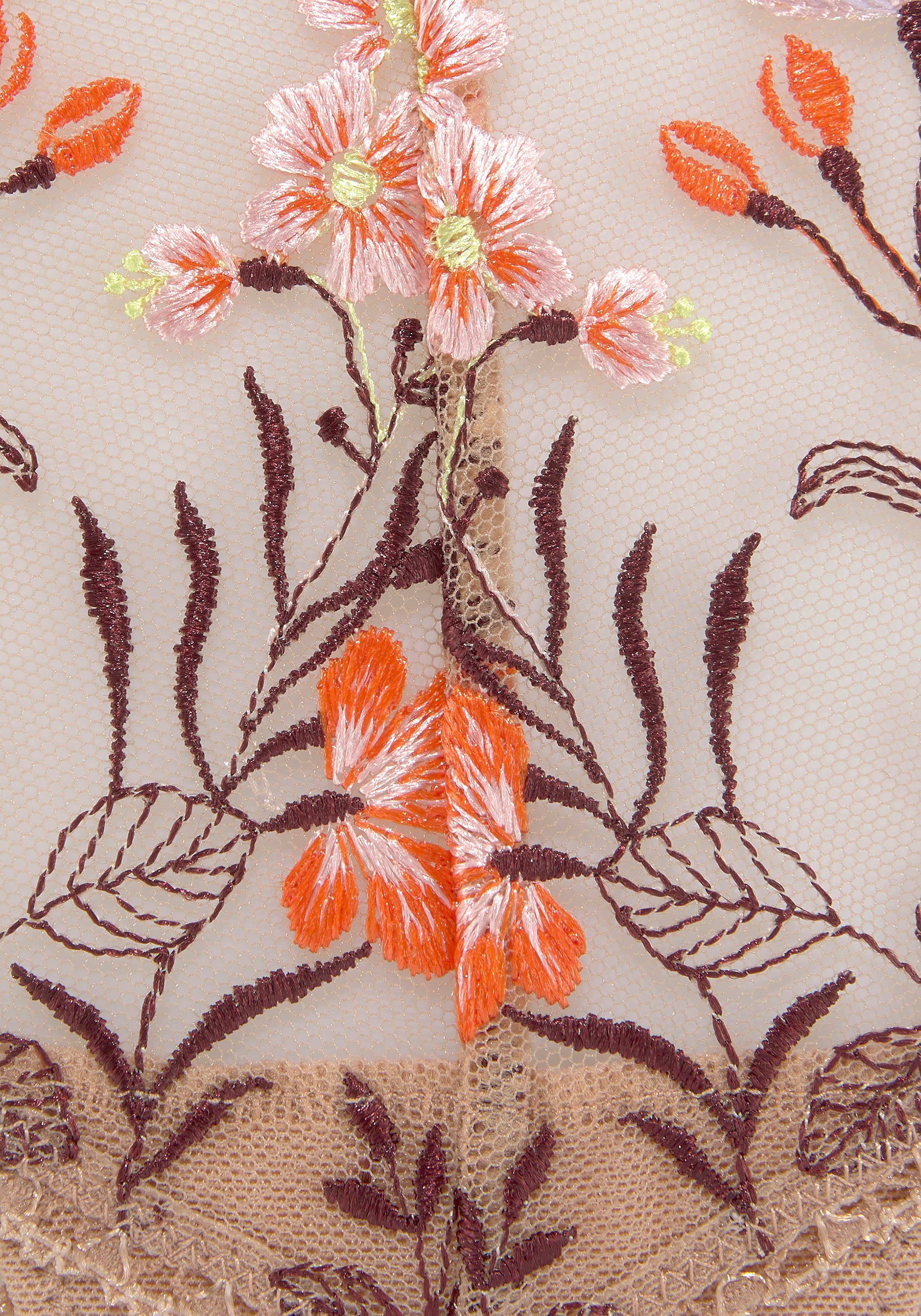 Lascana Stringpants Maria met kleurrijke bloemen van geborduurd kant