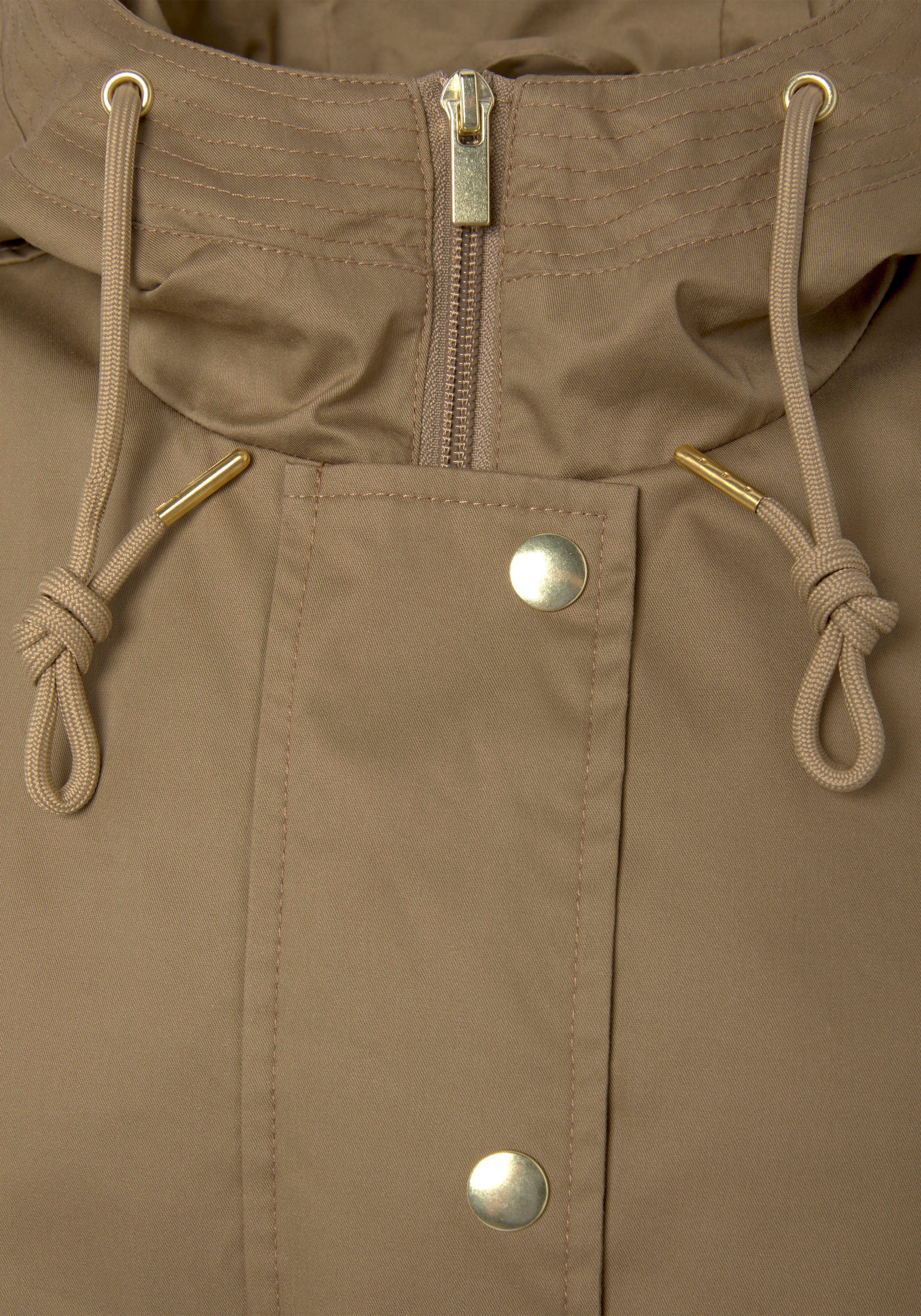 French Connection Allweatherjack met een capuchon