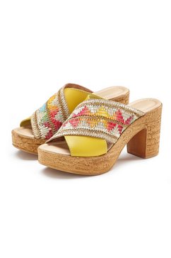 lascana slippers in een excellente materialenmix met comfortabele blokhak geel