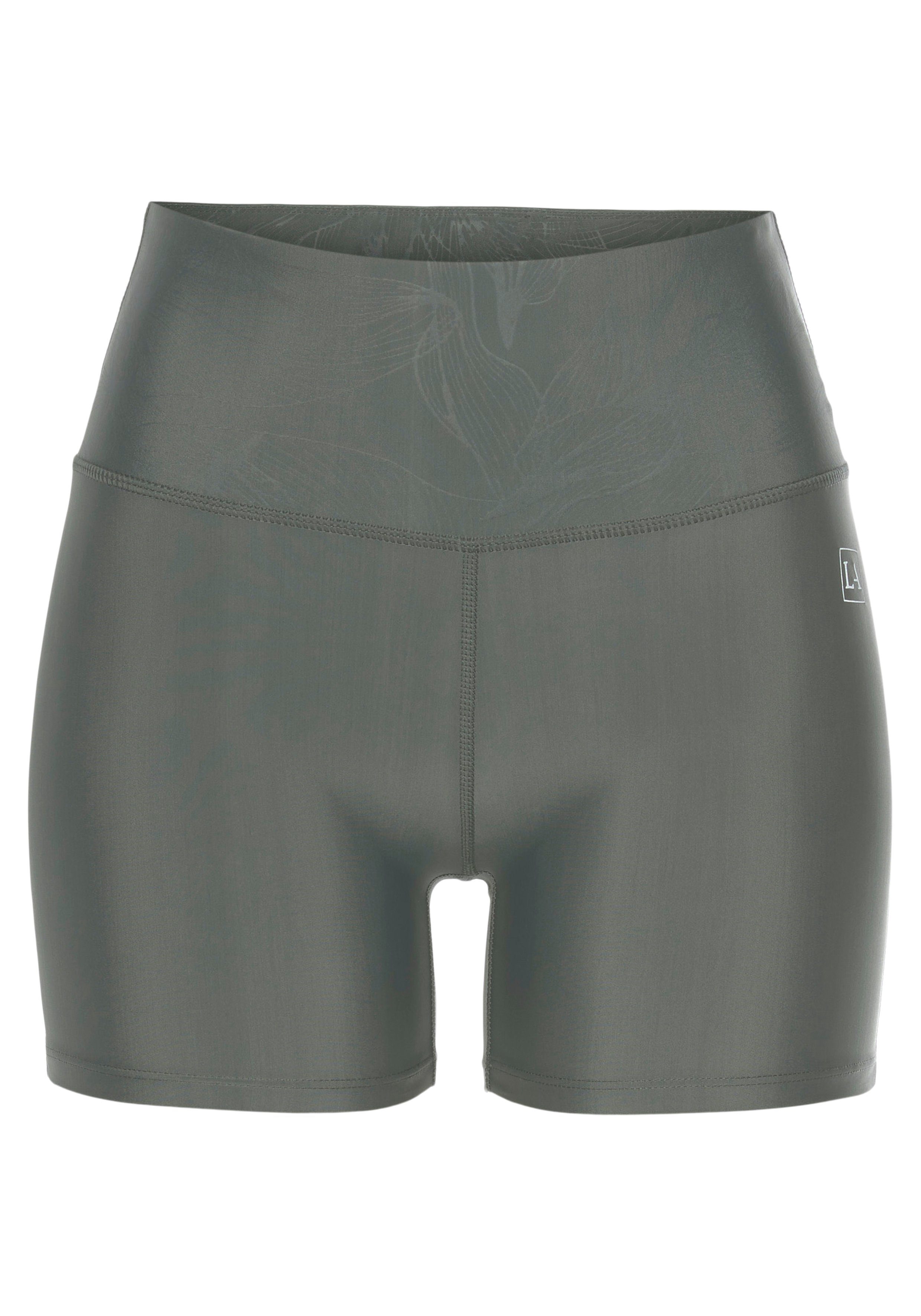 active by Lascana Functionele short met gedessineerde band