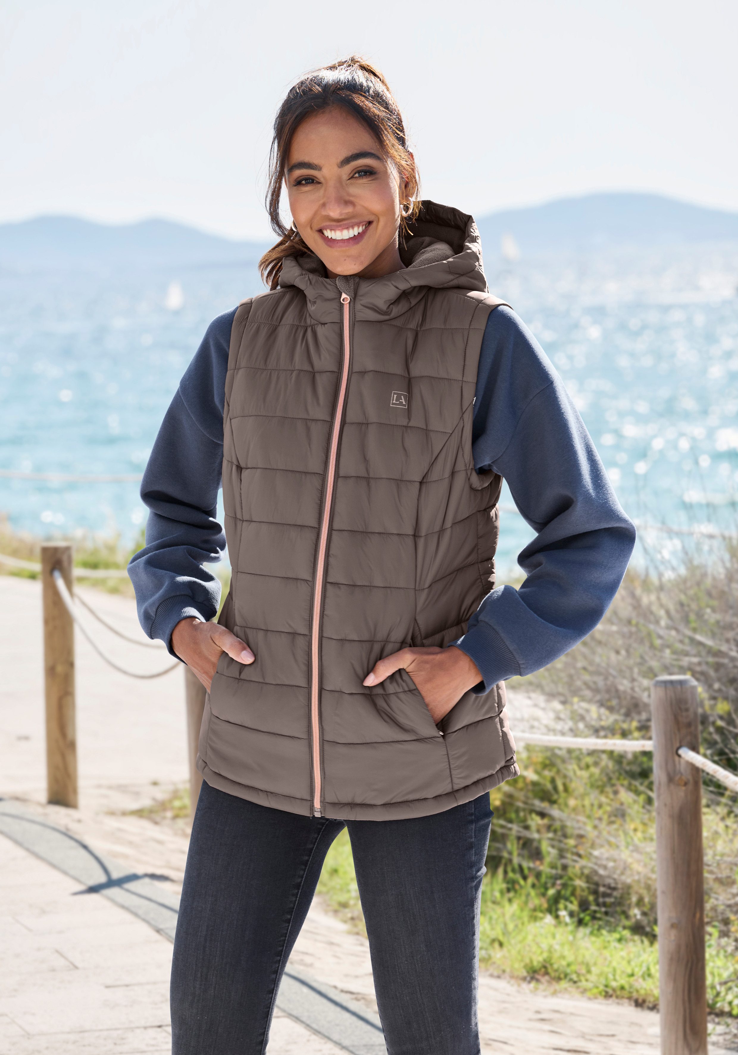 active by Lascana Bodywarmer met ritszakken