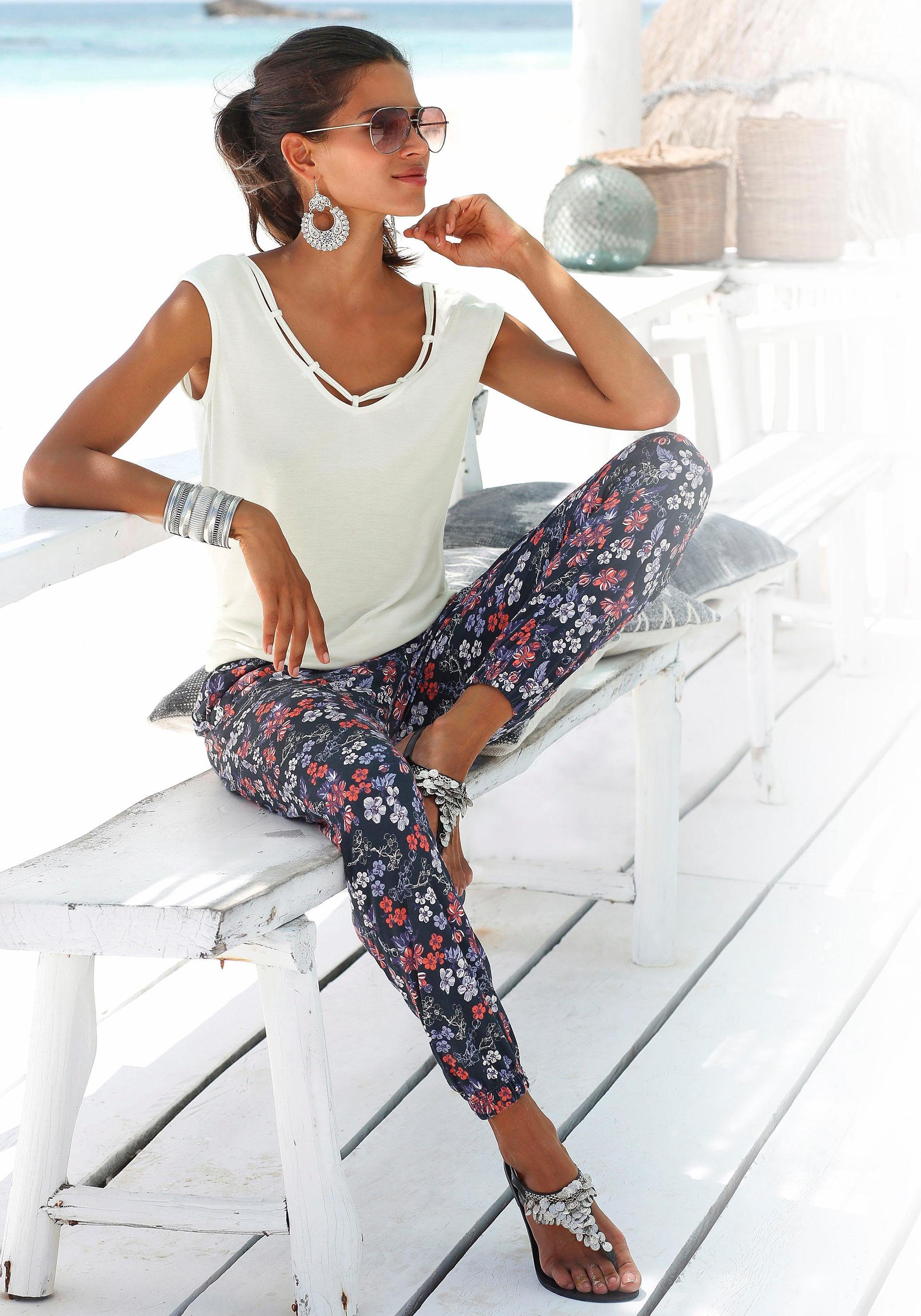 s.Oliver RED LABEL Beachwear T-shirt met sierbandjes bij de hals, shirt met korte mouwen, zomers