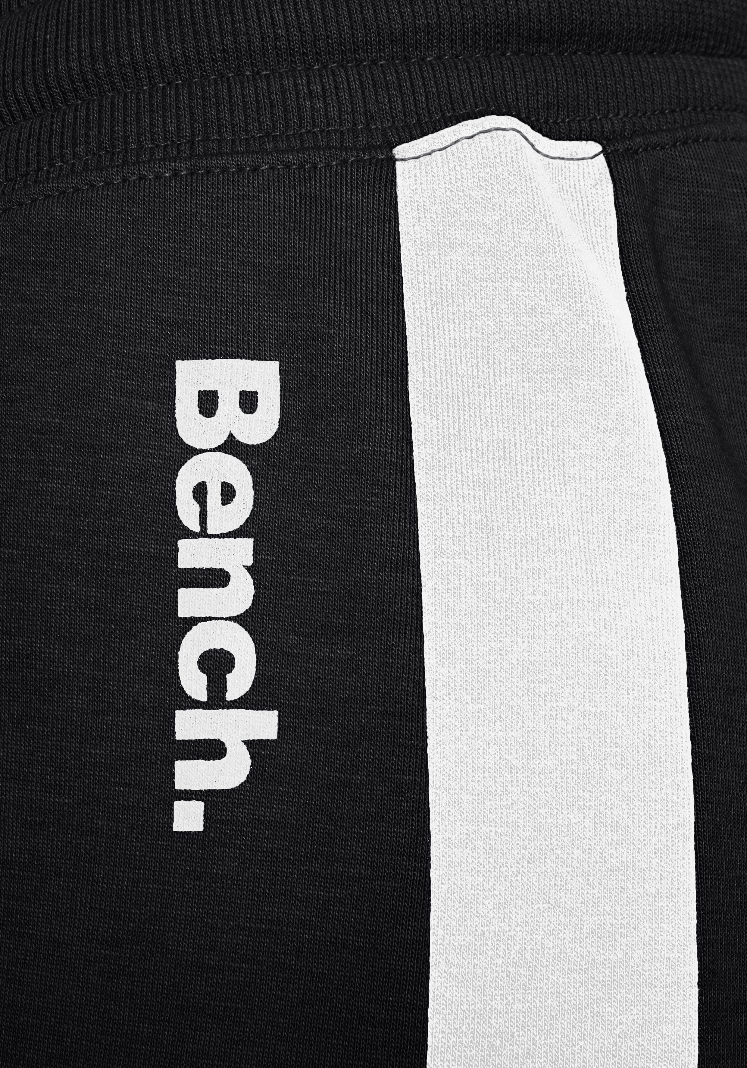 Bench. Loungewear Loungebroek met zijstrepen en rechte pijpen, loungepak
