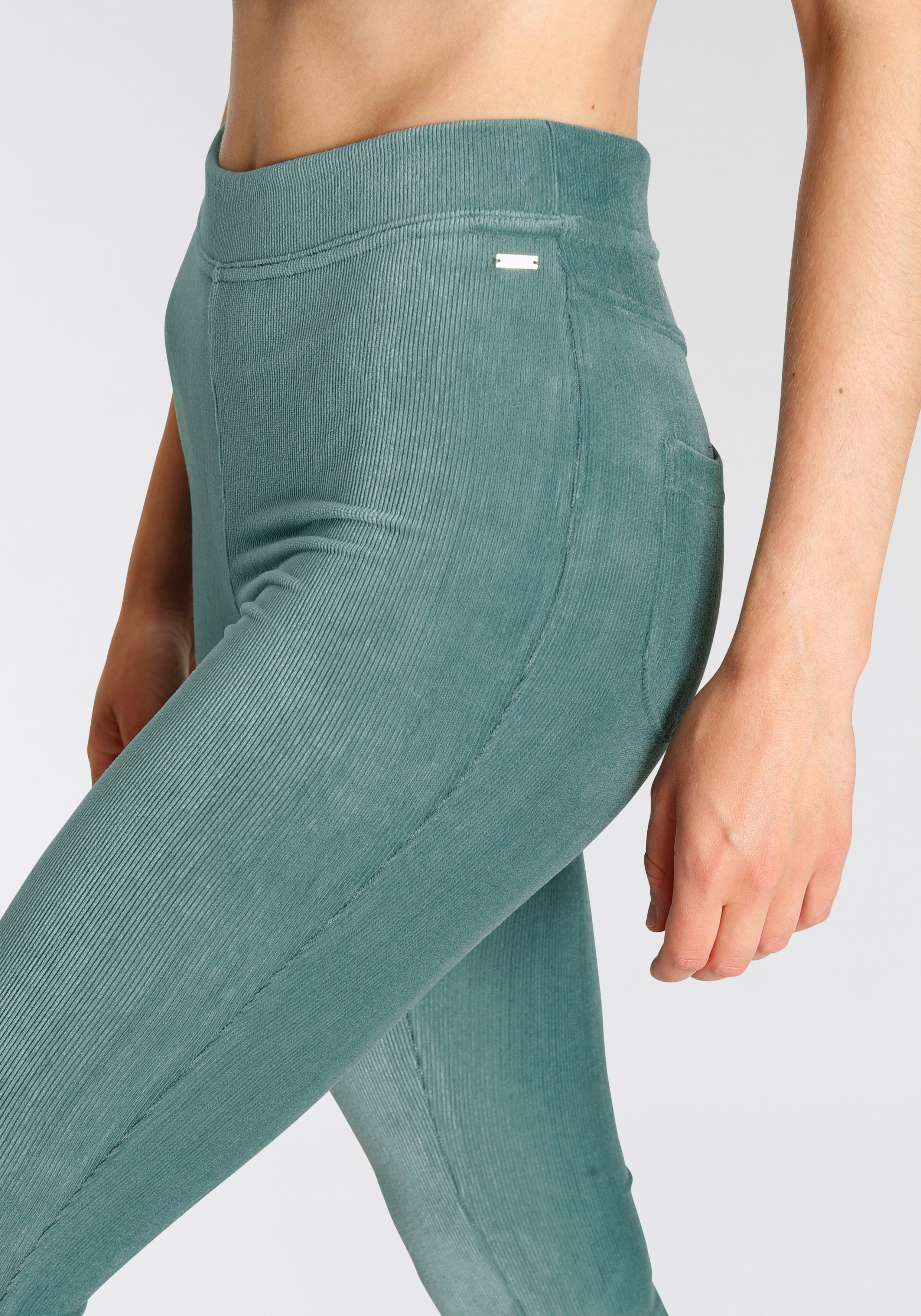 Lascana Jazzpants uit zacht materiaal in cordlook, loungewear