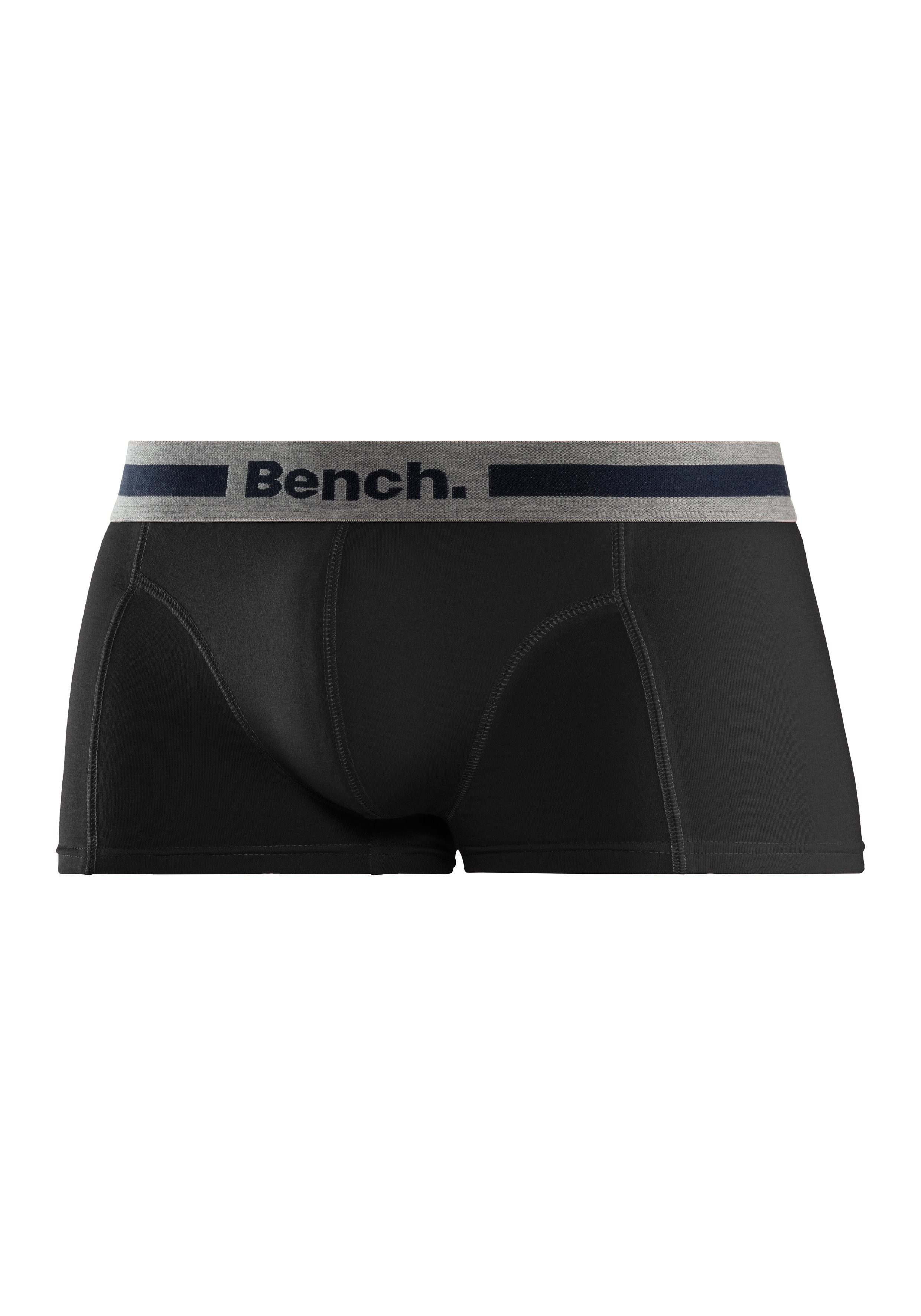 Bench. Hipster strak zittende boxershorts van katoenmix (set, 4 stuks)
