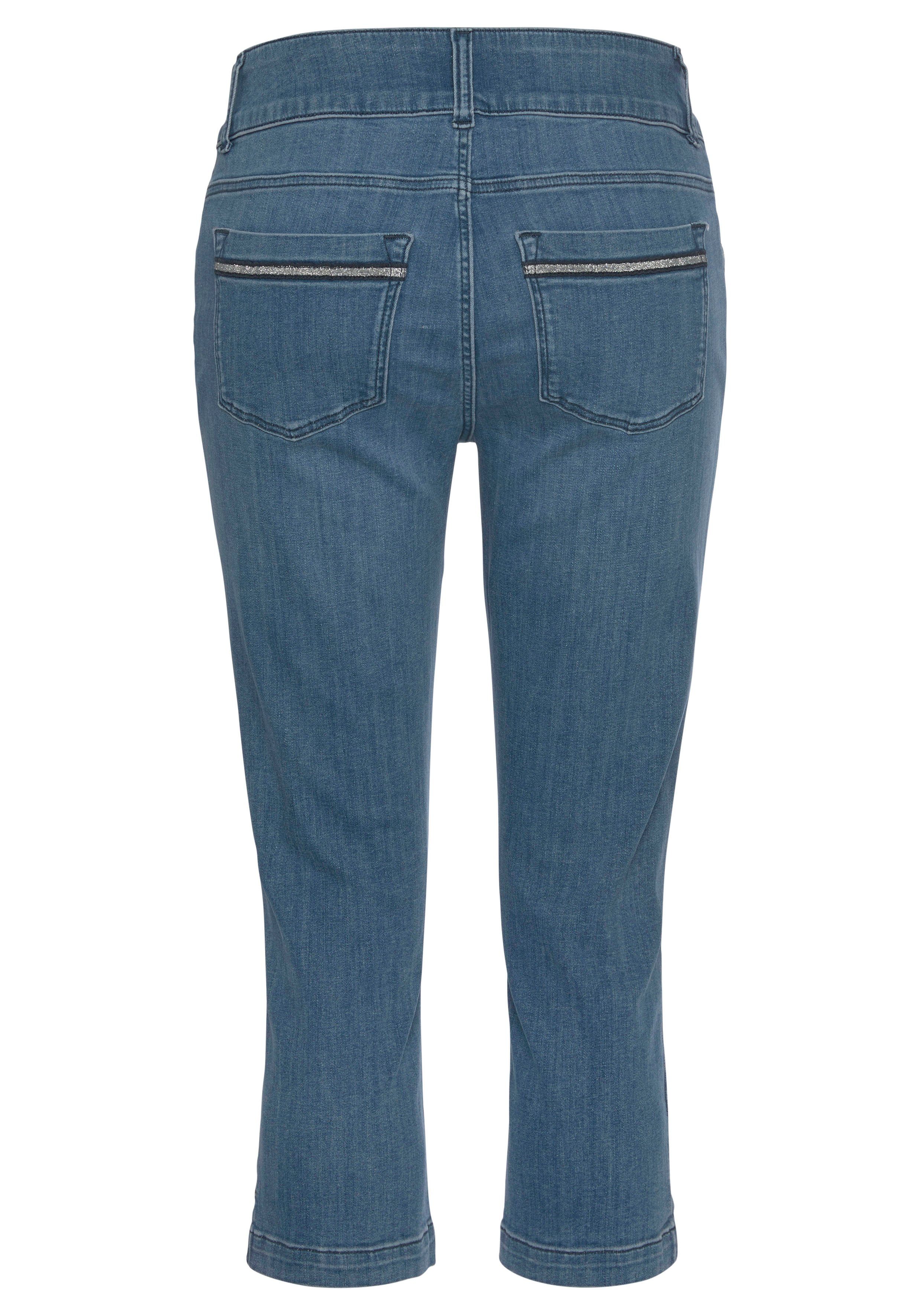 Lascana Capri jeans met versierde zakken, elastische 7/8-jeans van katoen