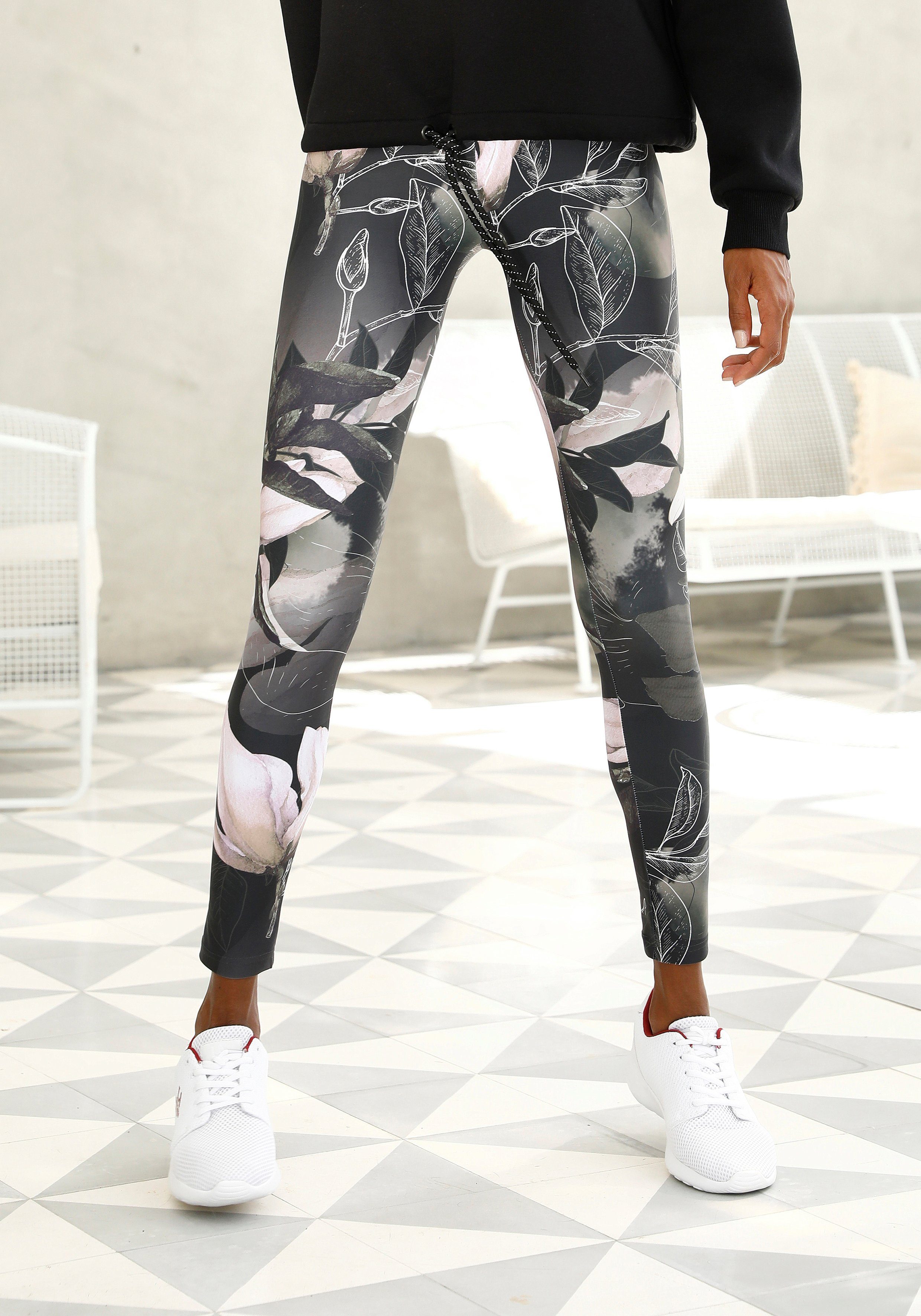 active by Lascana Legging Tropical met abstracte bloemenprint, loungewear