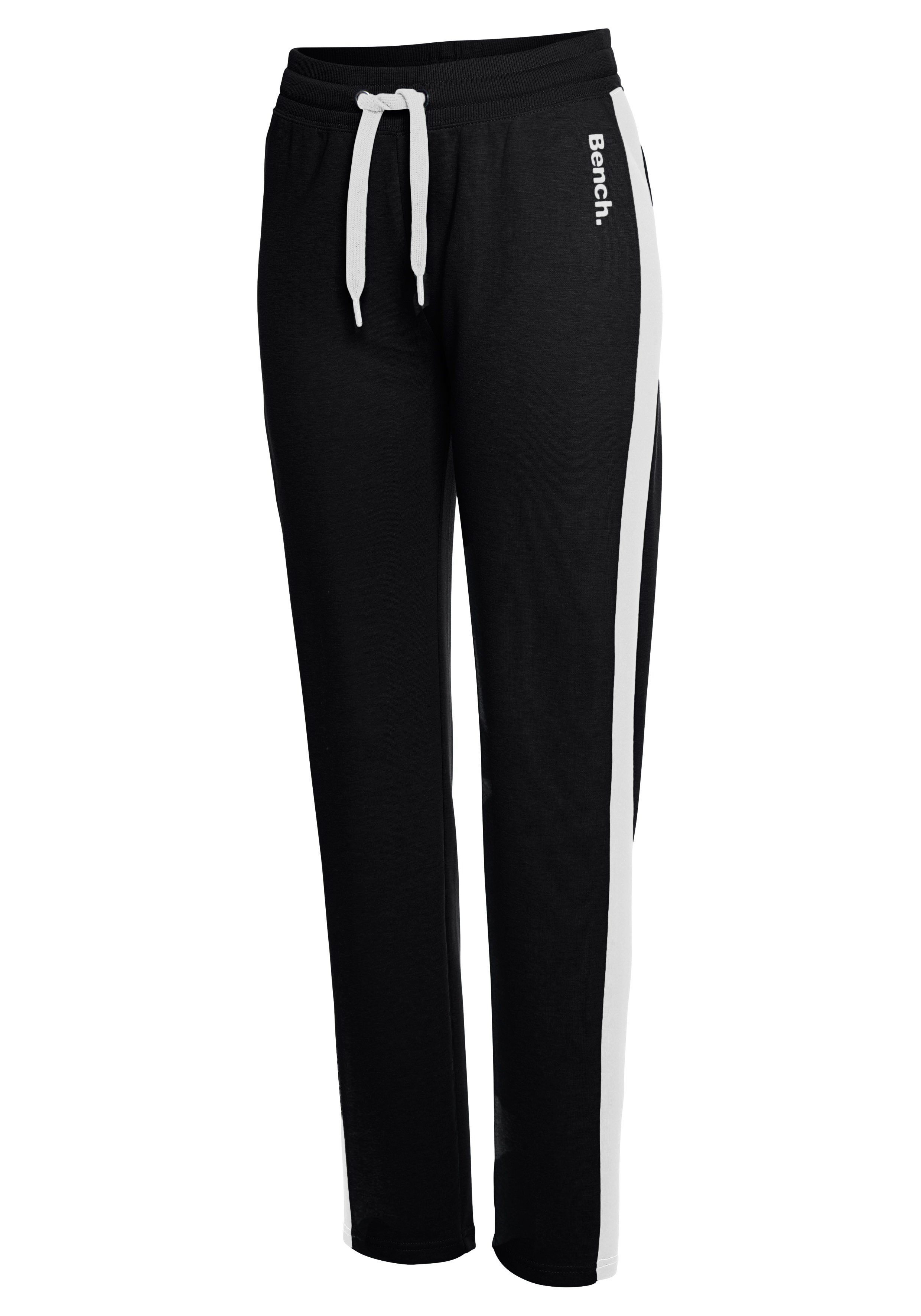 Bench. Loungewear Loungebroek met zijstrepen en rechte pijpen, loungepak