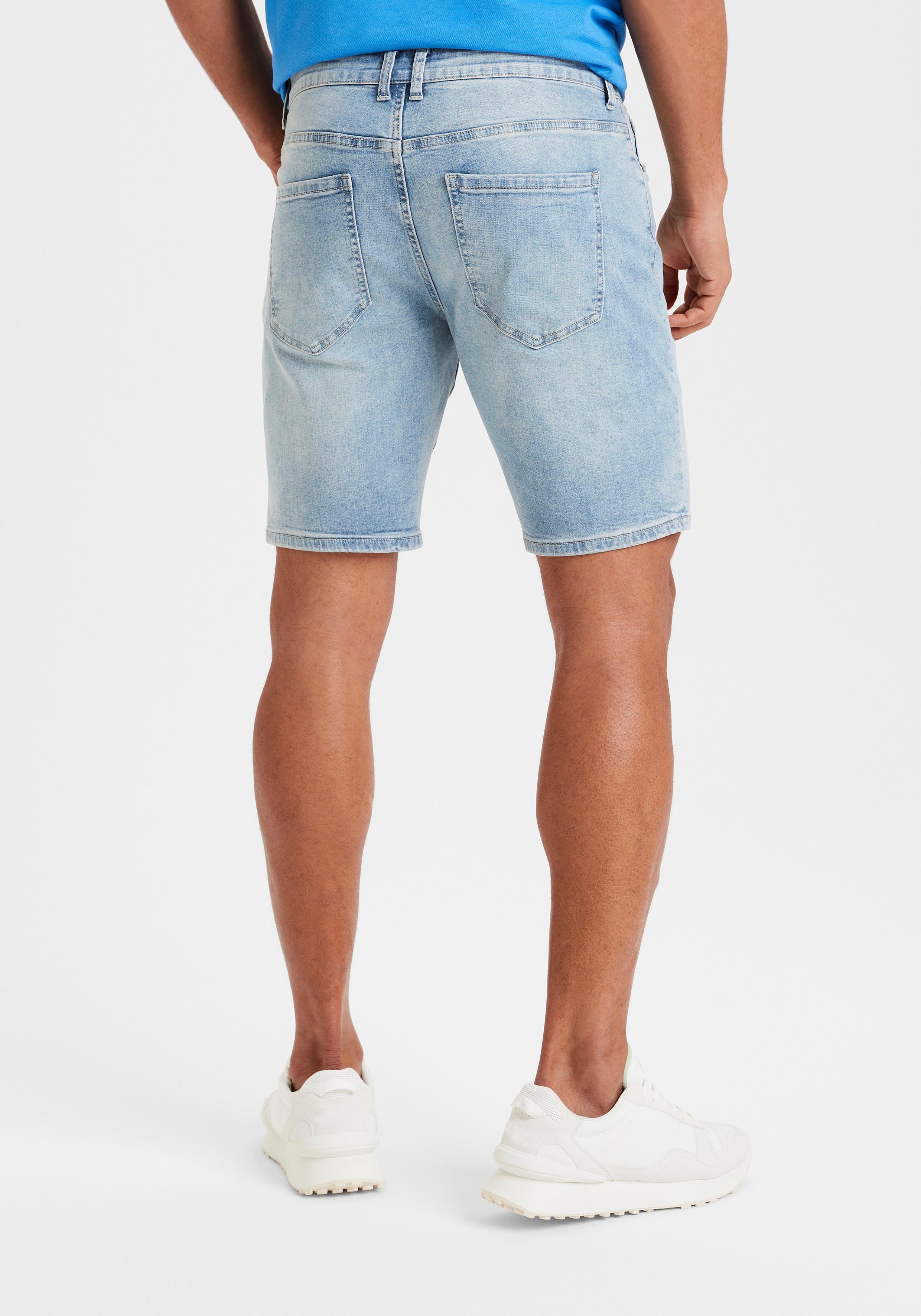 Buffalo Jeansshort 5-pocketshort met normale taillehoogte, korte broek van elastische denimkwaliteit