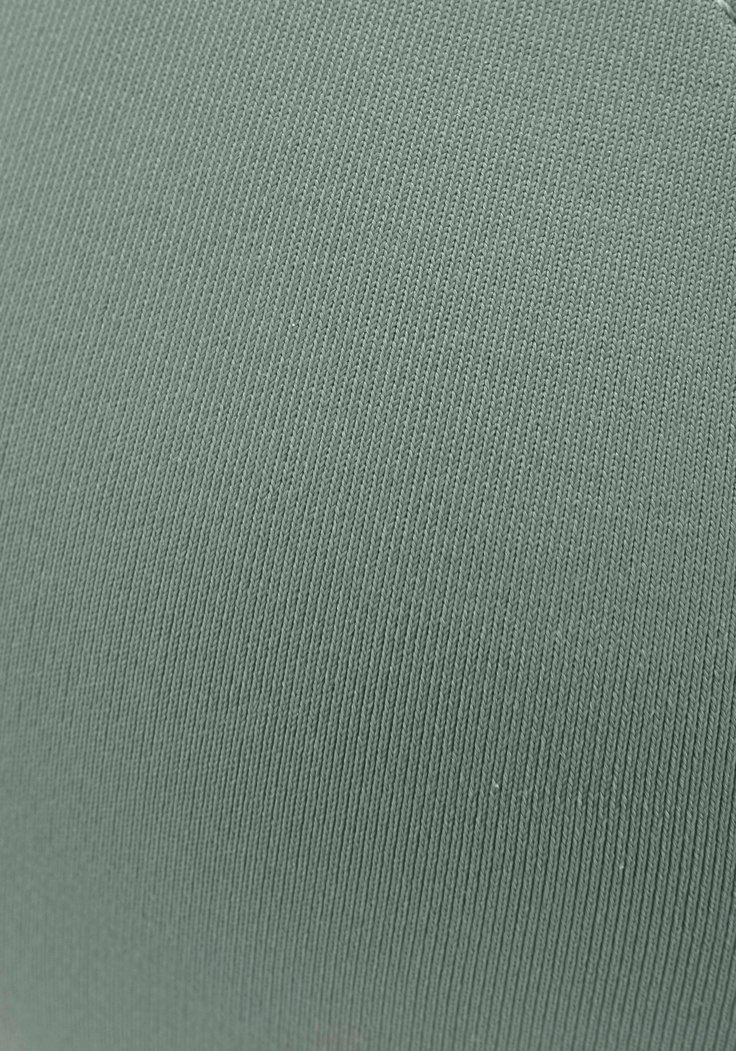 Bench. Triangel-bikinitop Perfect in uni-stijl