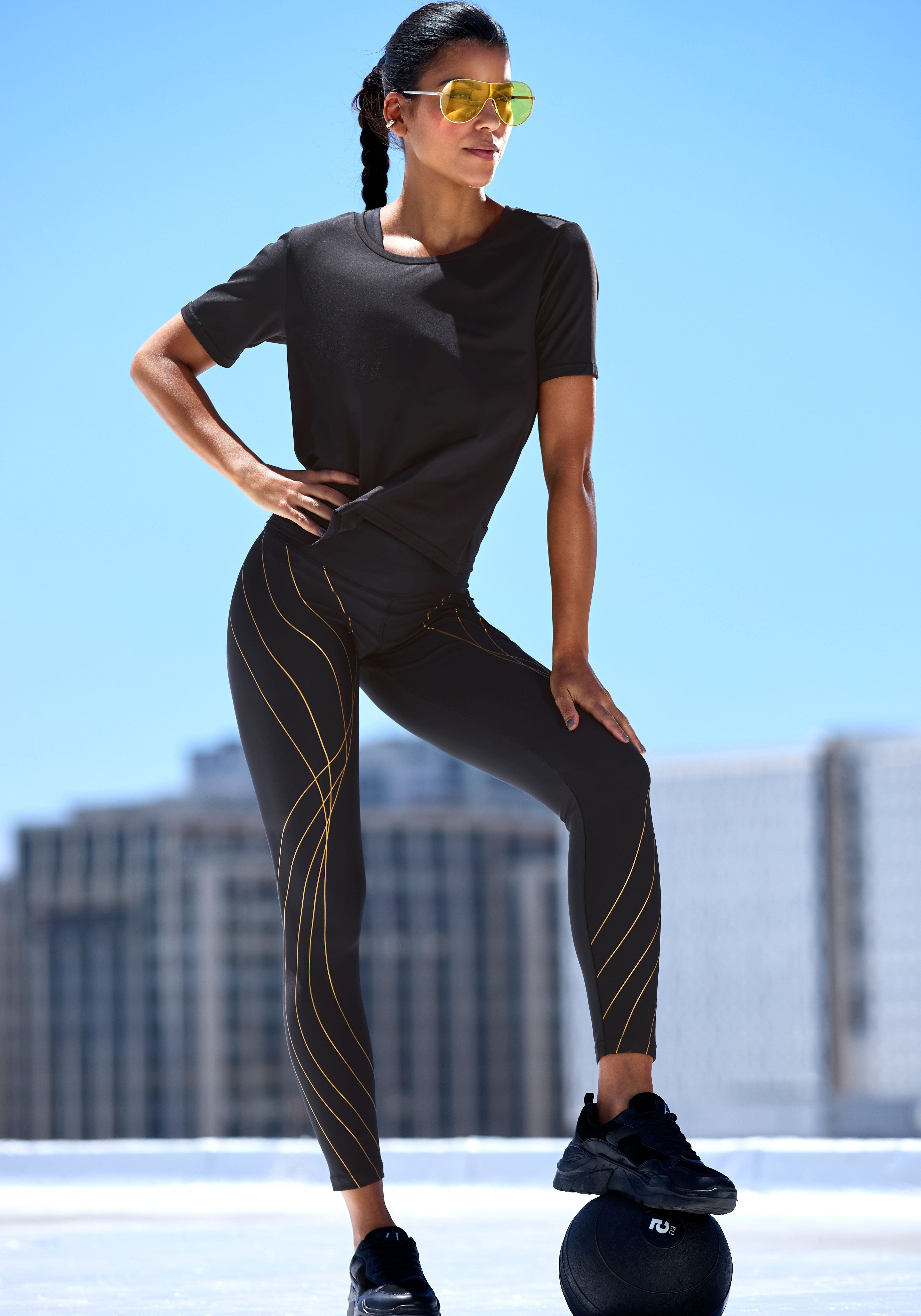 active by Lascana Legging met glinsterende print, sportleggings