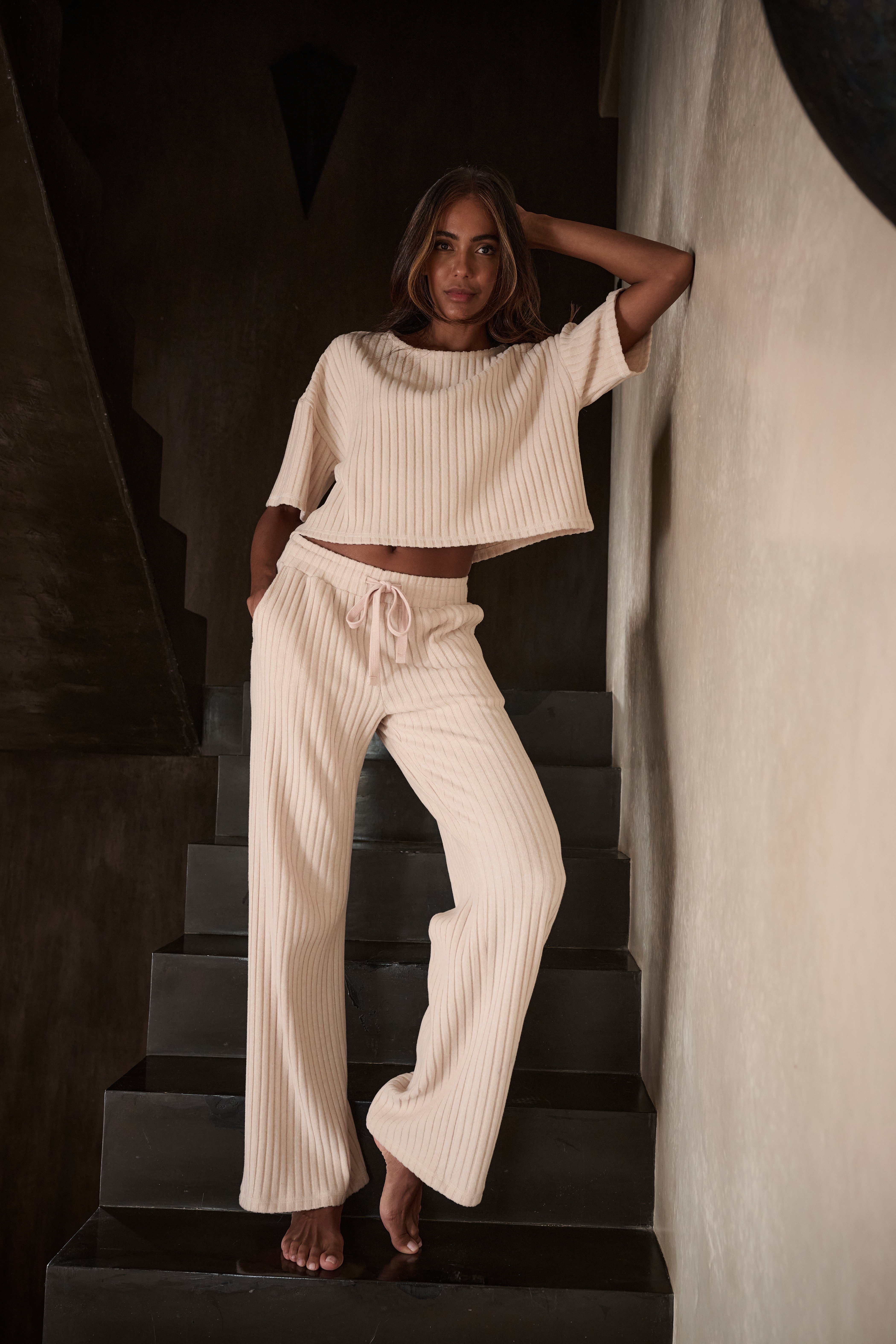Lascana Homewearbroek -Loungebroek -lounge-/brei broek met wijde pijpen en zijzakken, loungewear (1-delig)