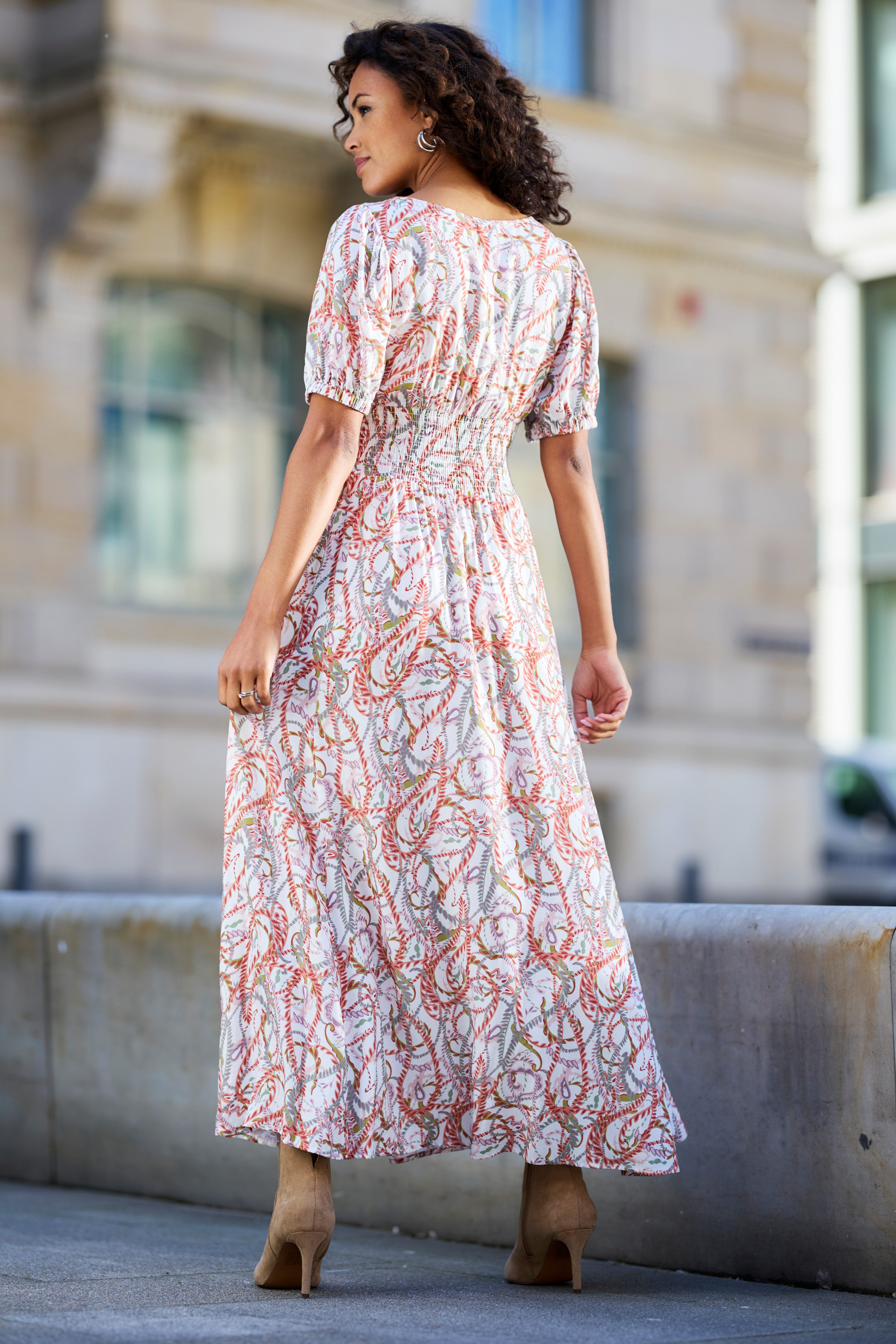 Lascana Maxi-jurk met alloverprint en v-hals, zomerjurk, strandjurk