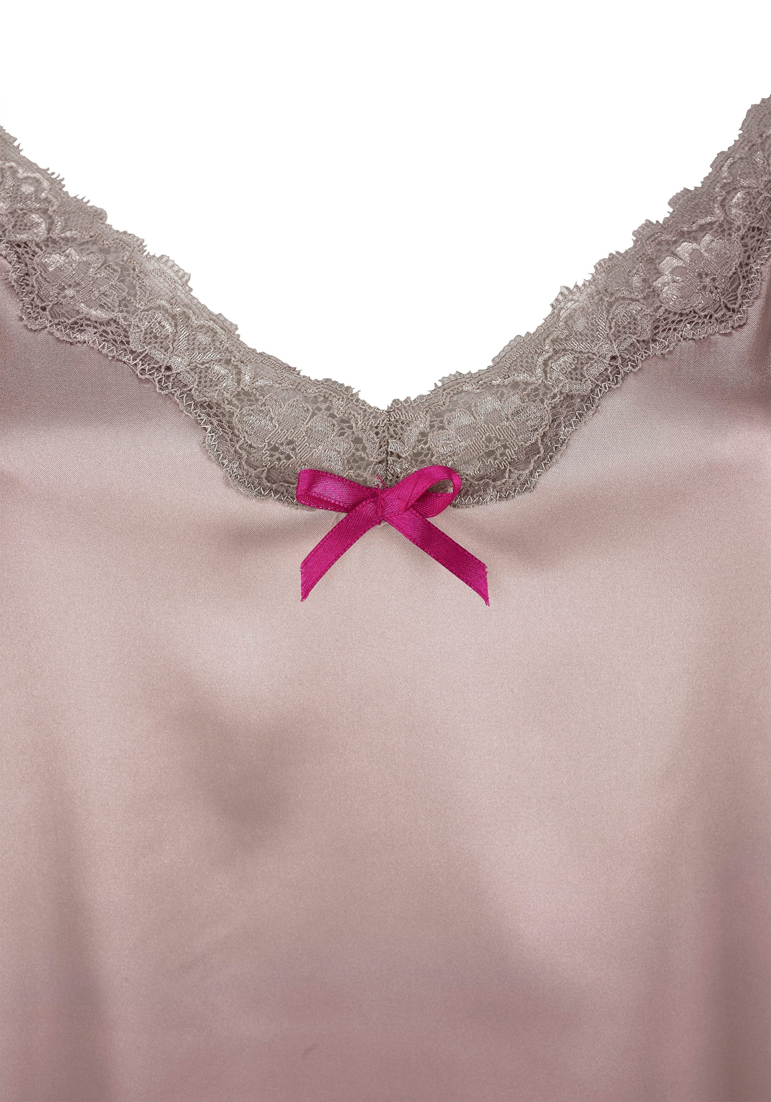 Lascana Negligé Lingerie van chic satijn-stretch met verleidelijke kant