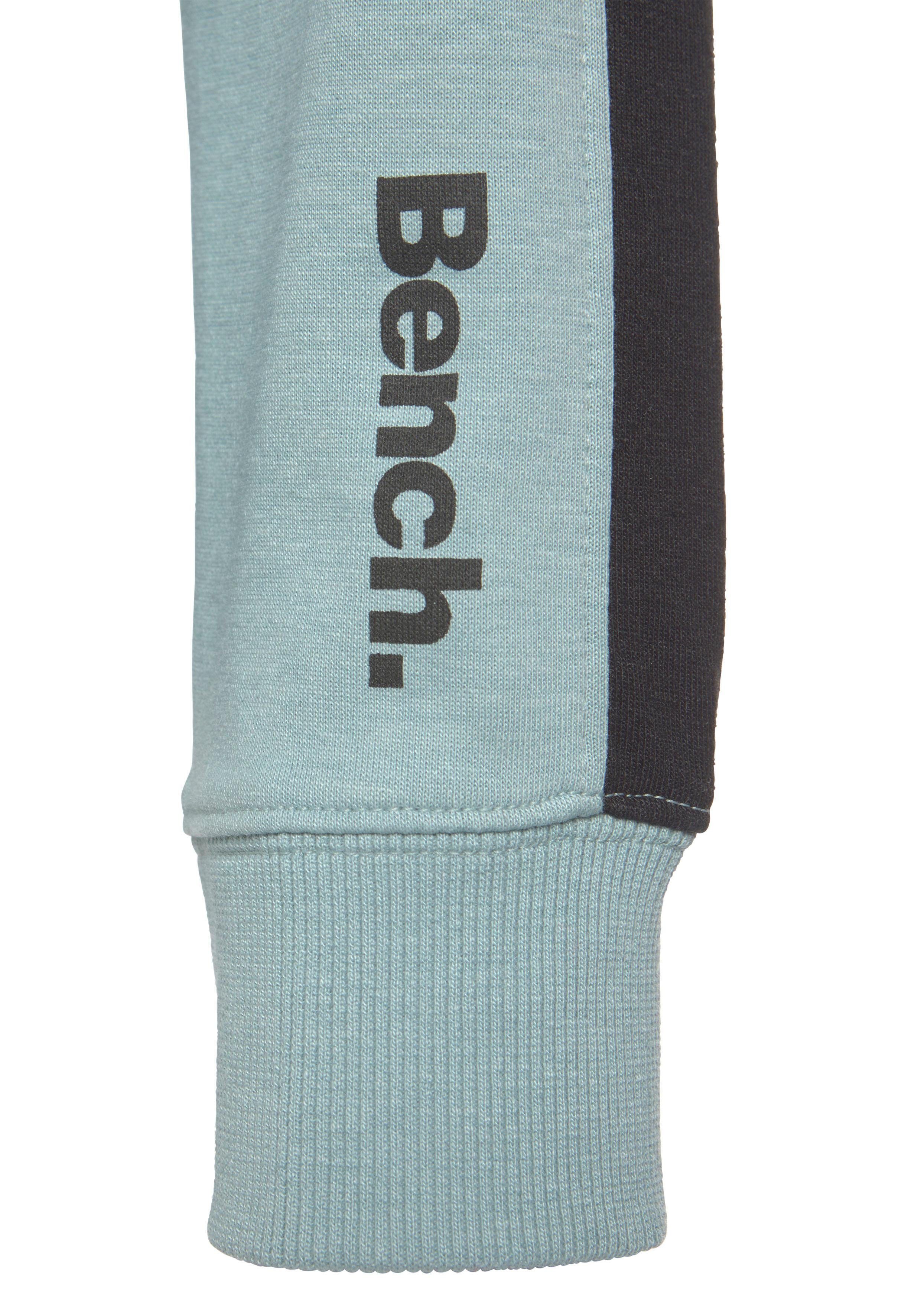 Bench. Loungewear Sweatvest met zijstrepen en staande kraag, loungepak