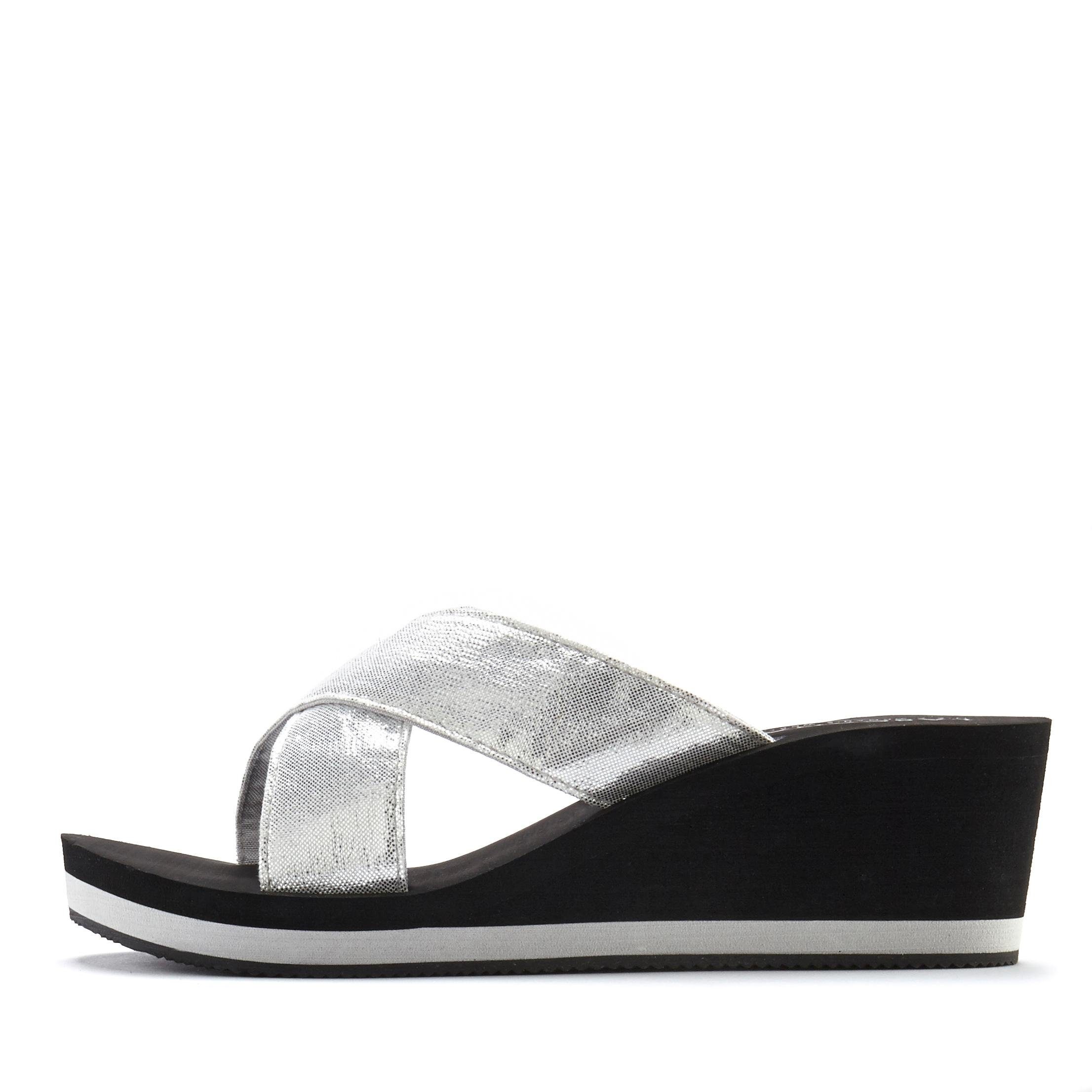 Lascana Slippers veganistisch met sleehak kopen? Bestel hier | LASCANA
