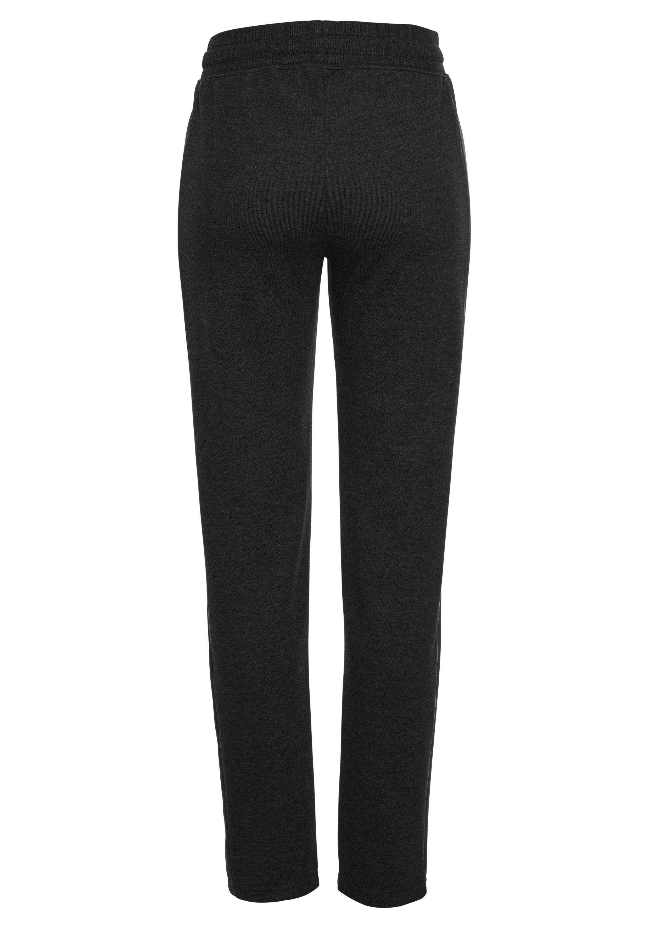 Bench. Loungewear Loungebroek met zijstrepen en rechte pijpen, loungepak