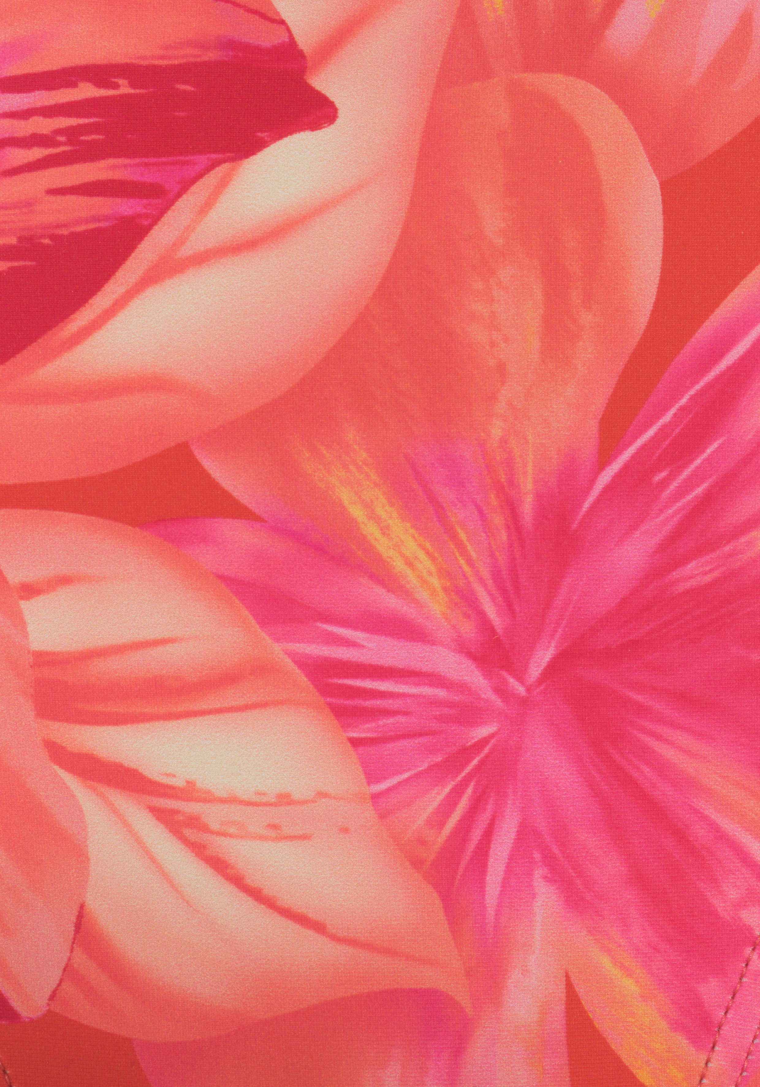 s.Oliver RED LABEL Beachwear Highwaist-bikinibroekje JAYCE met brede riem