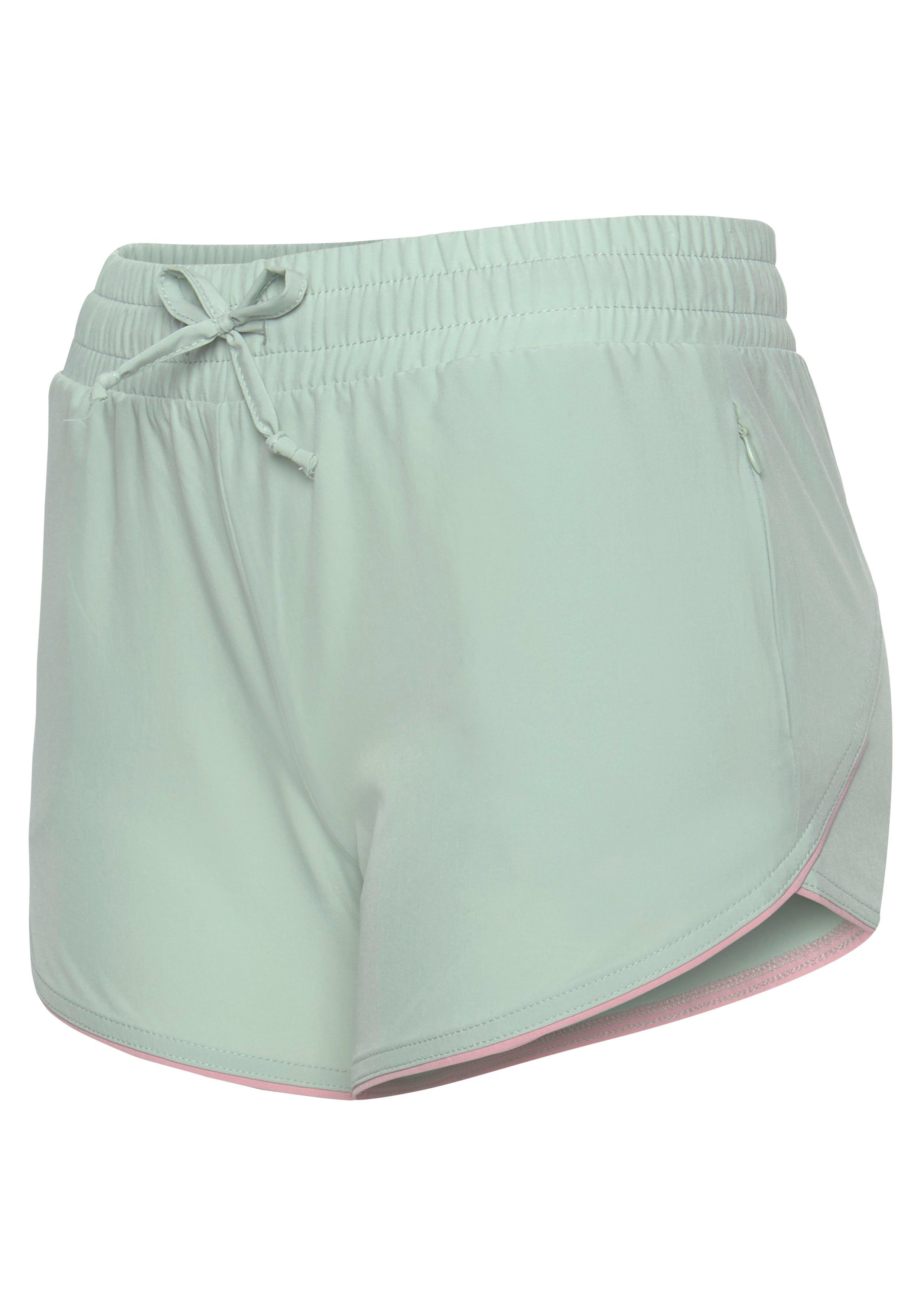 active by Lascana Short met ritszakken