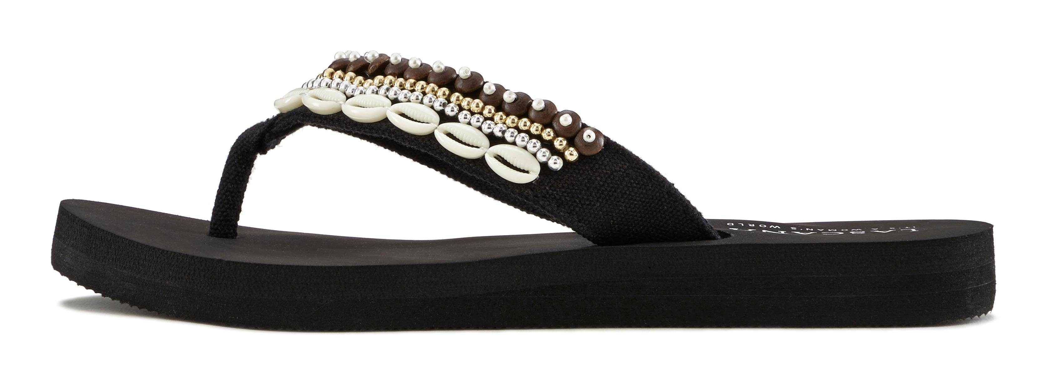 Lascana Badslippers Sandaal, pantoletten, badschoen met schelpimitaten VEGAN