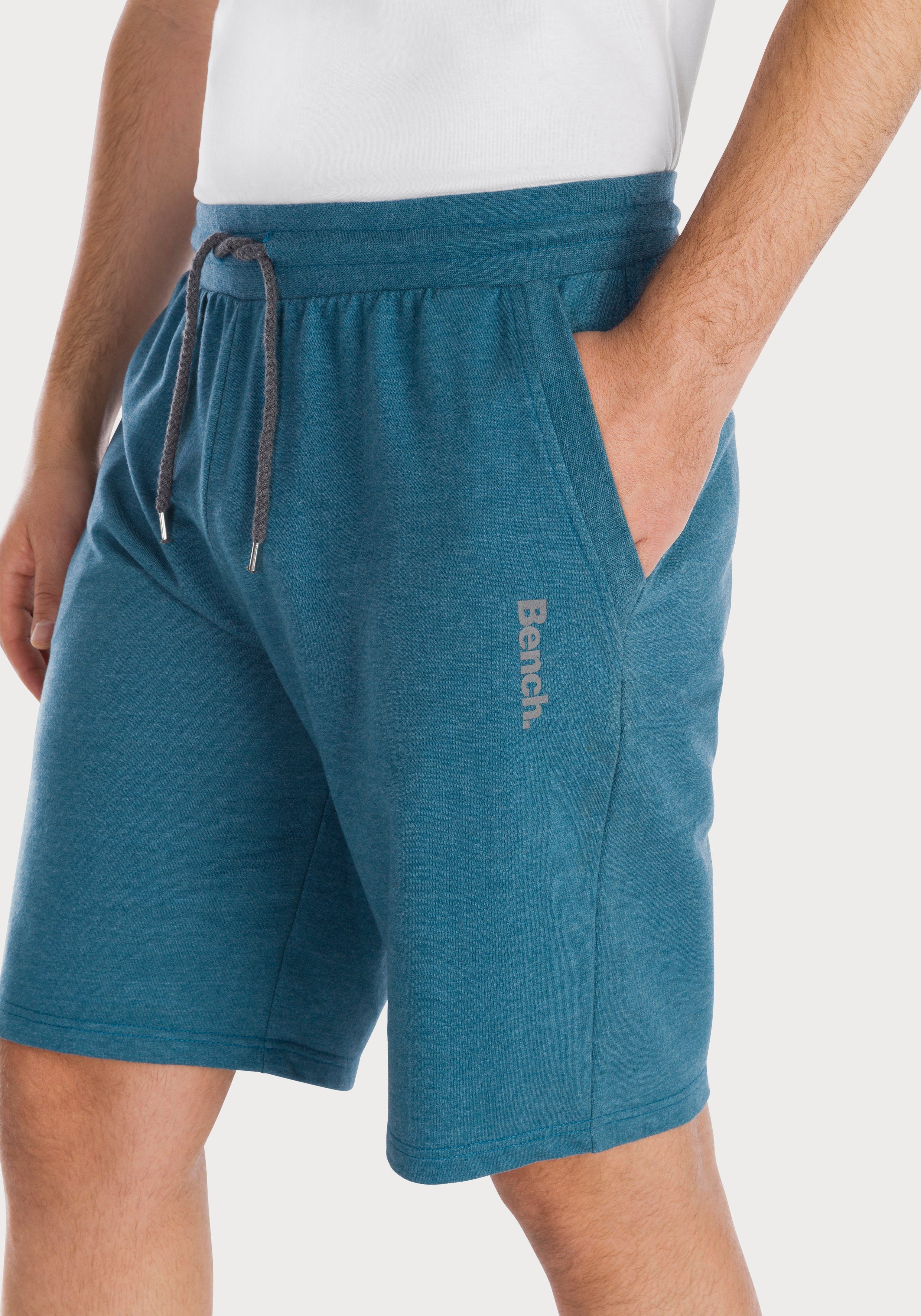 Bench. Loungewear Sweatshort met zakken opzij