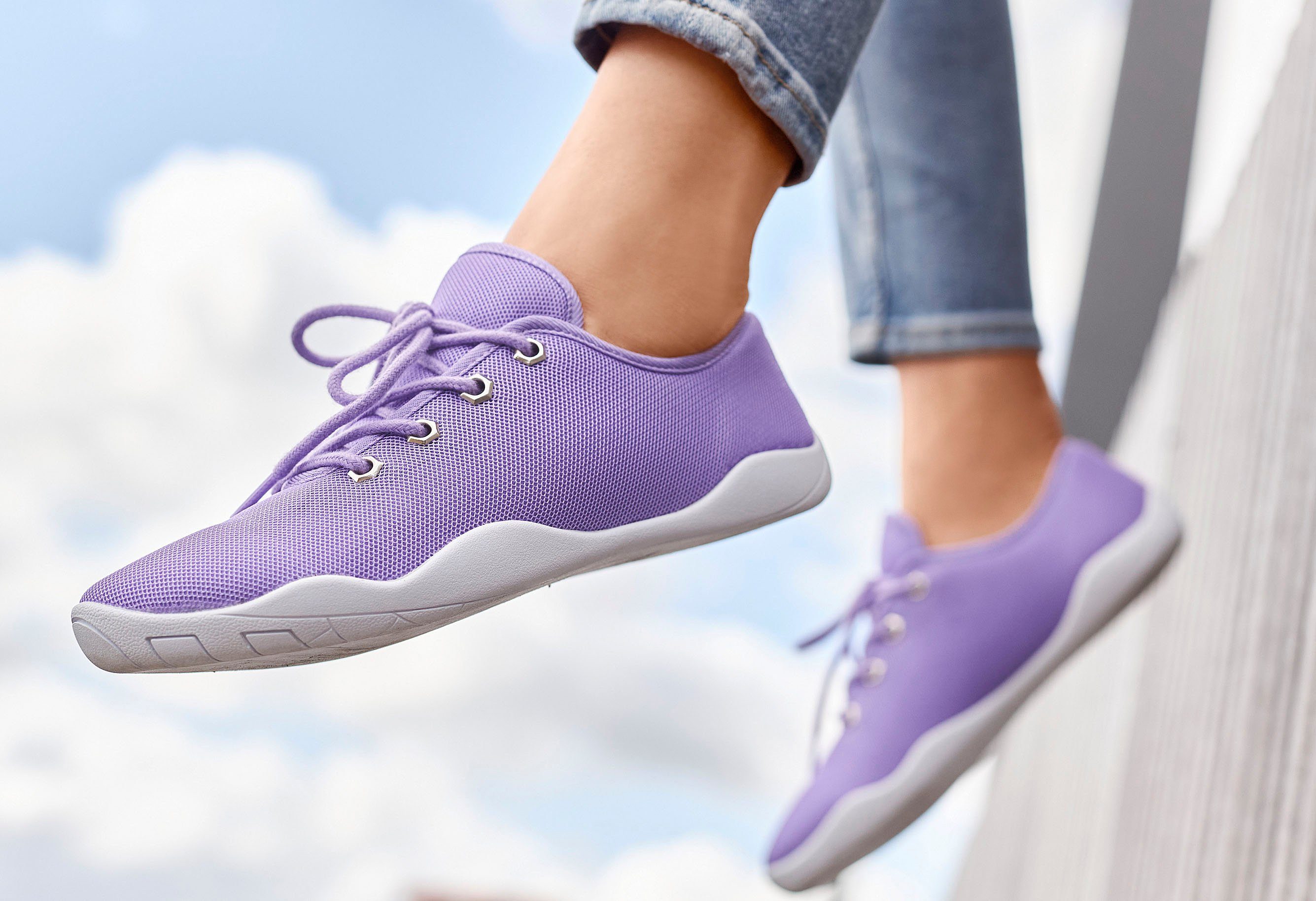 Lascana Sneakers met ultradunne zool, superlicht, veterschoenen, unisex vegan