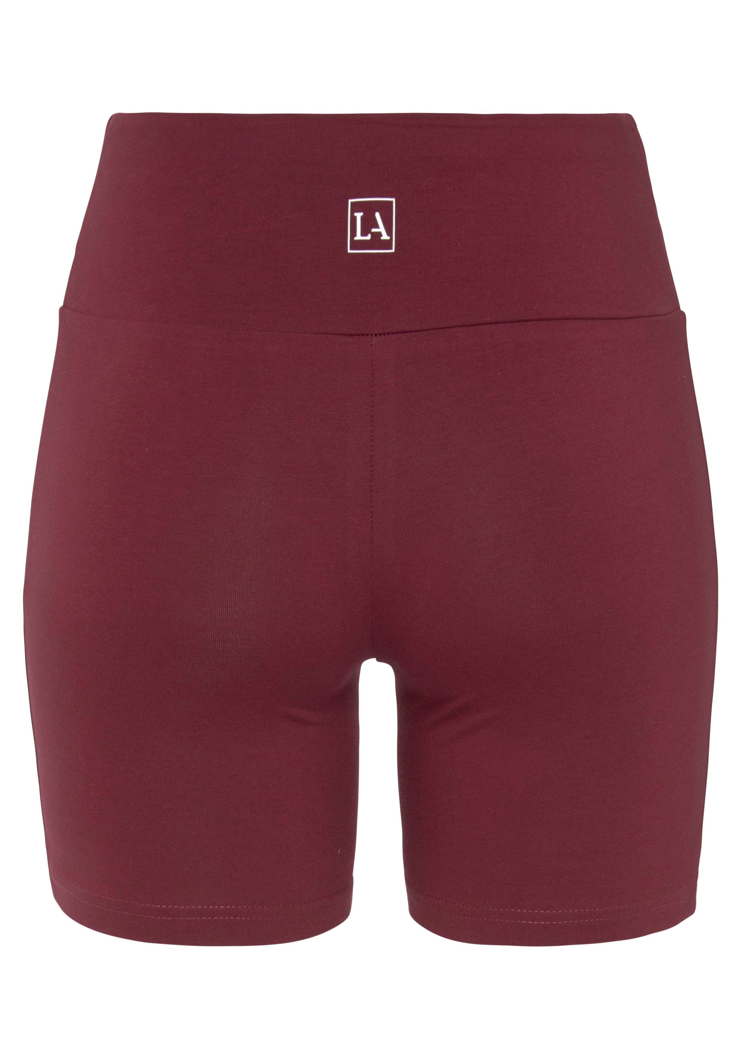 Lascana Short met brede boord en logoprint