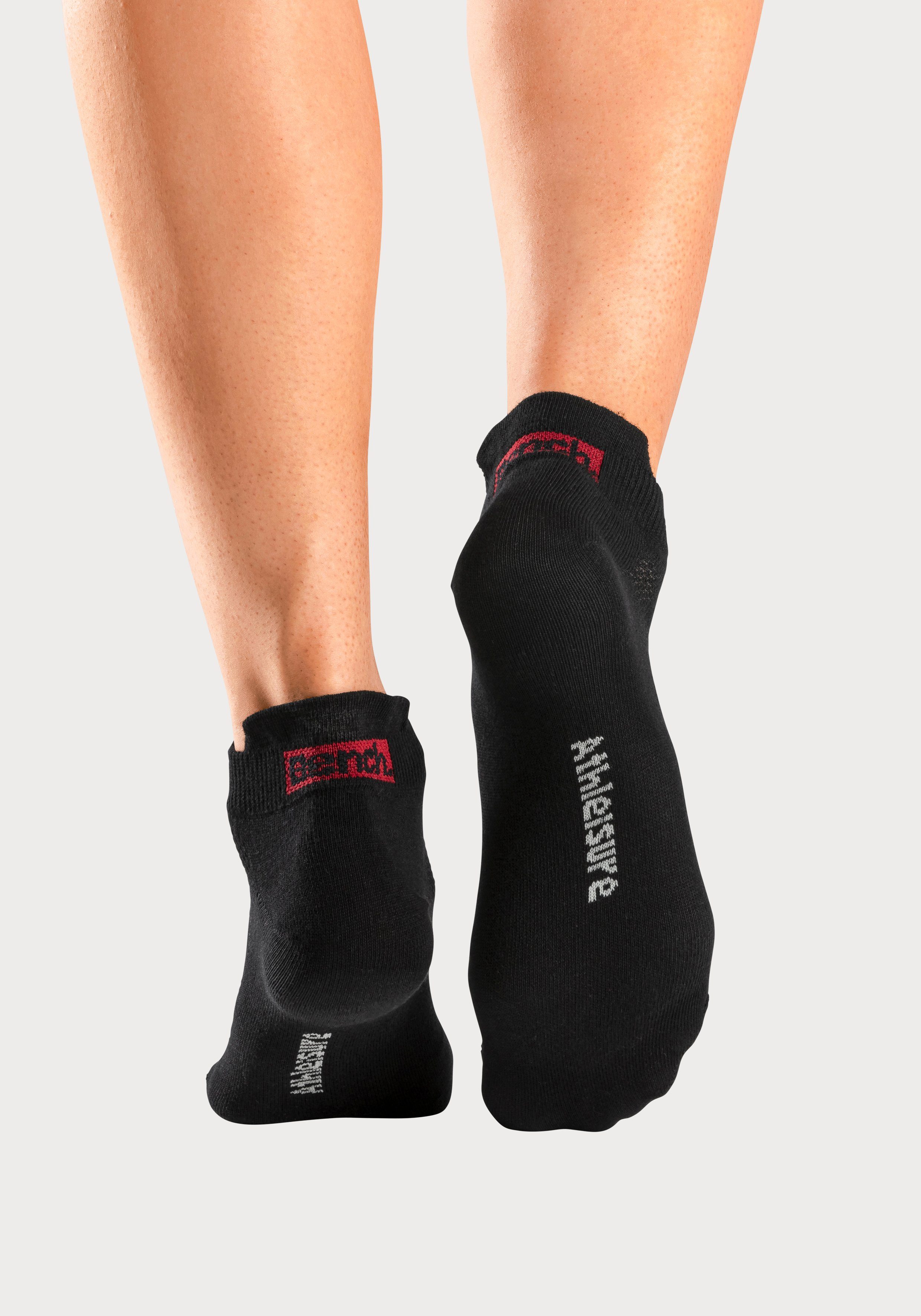 Bench. Sneakersokken met ventilatiekanalen in netstructuur (set, 6 paar)