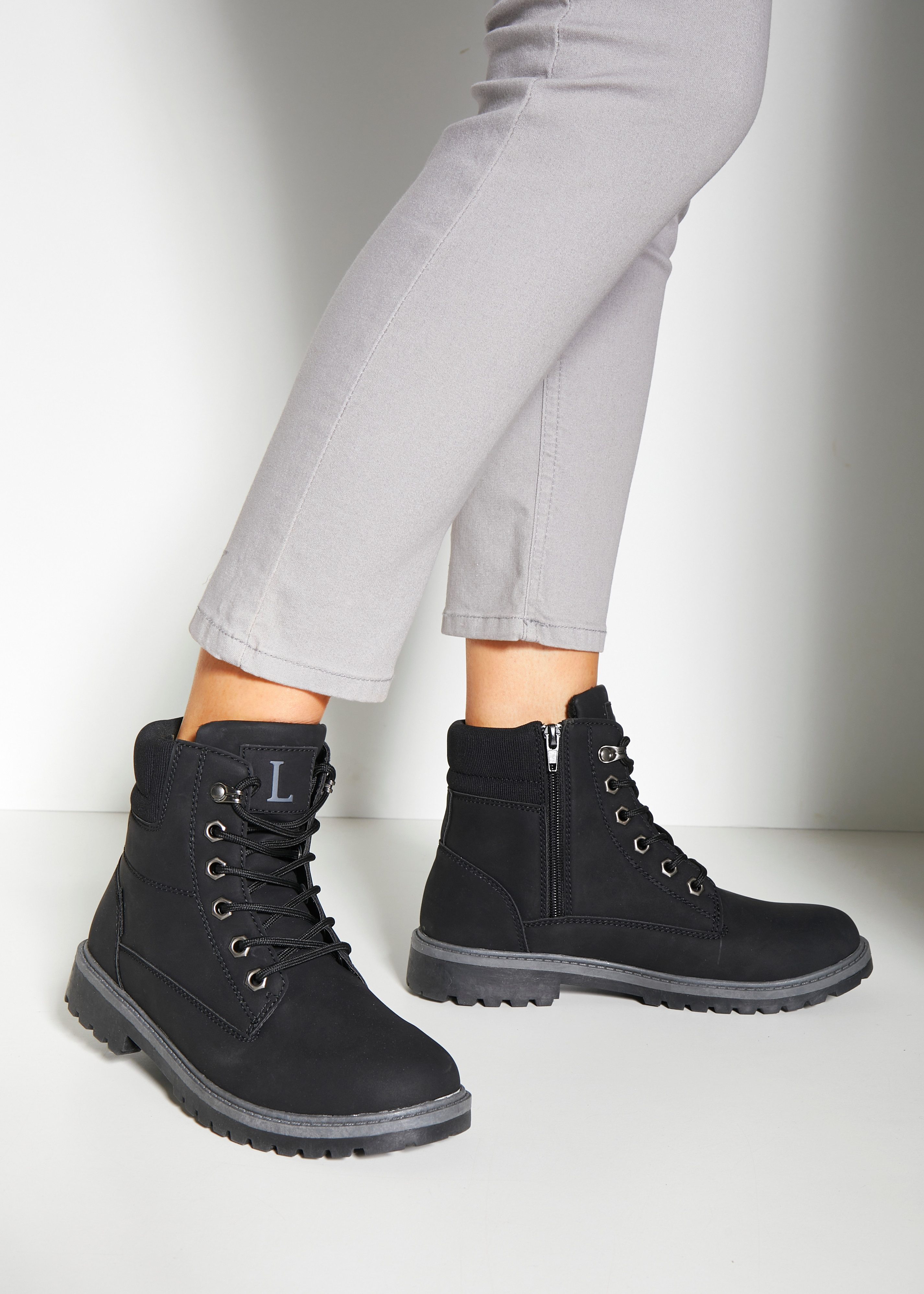 Lascana Winterlaarzen met knus warm voering, snowboots, winterlaarzen, enkellaarsjes