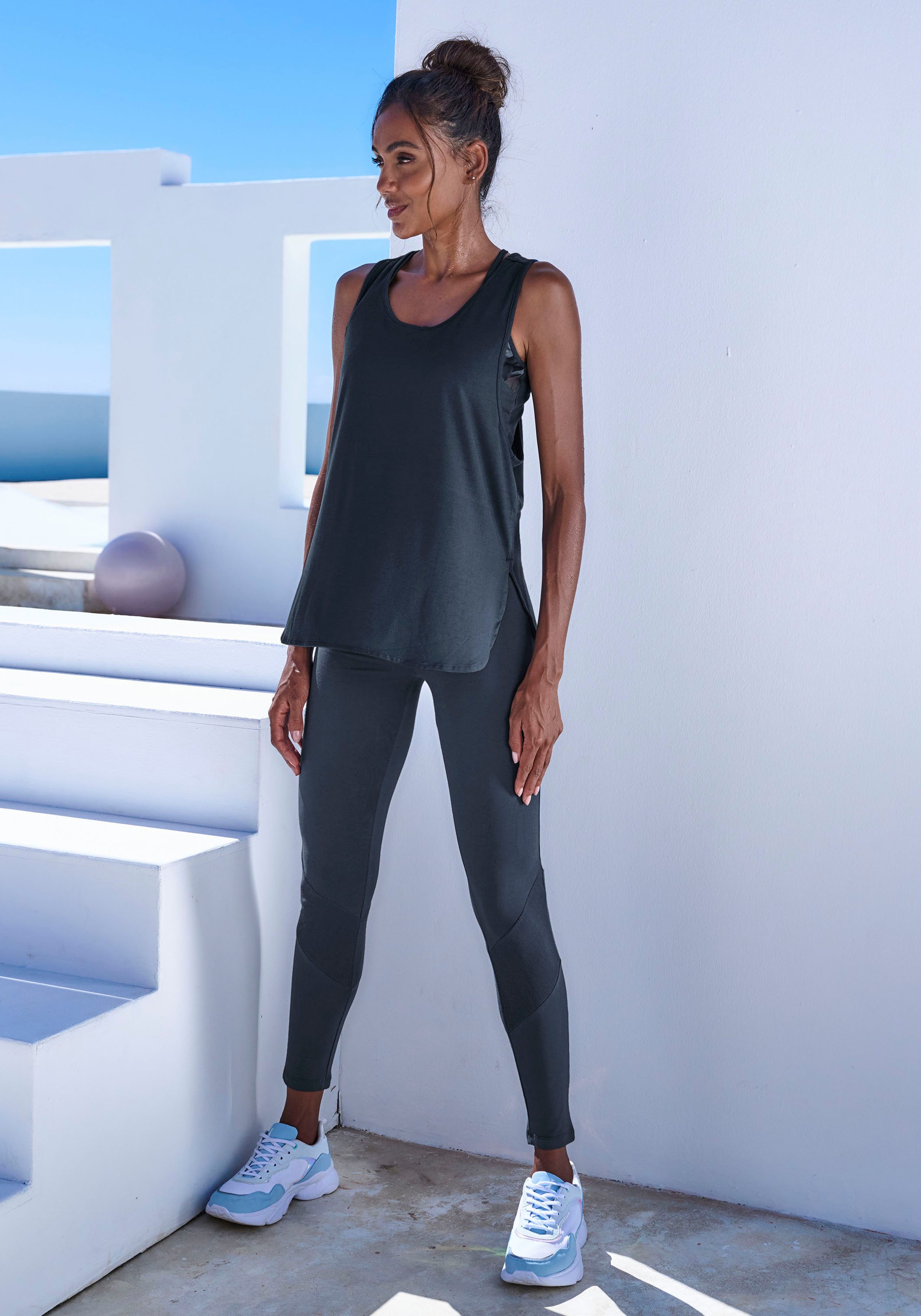 active by Lascana Tanktop Sporttop met mesh inzet en racerback