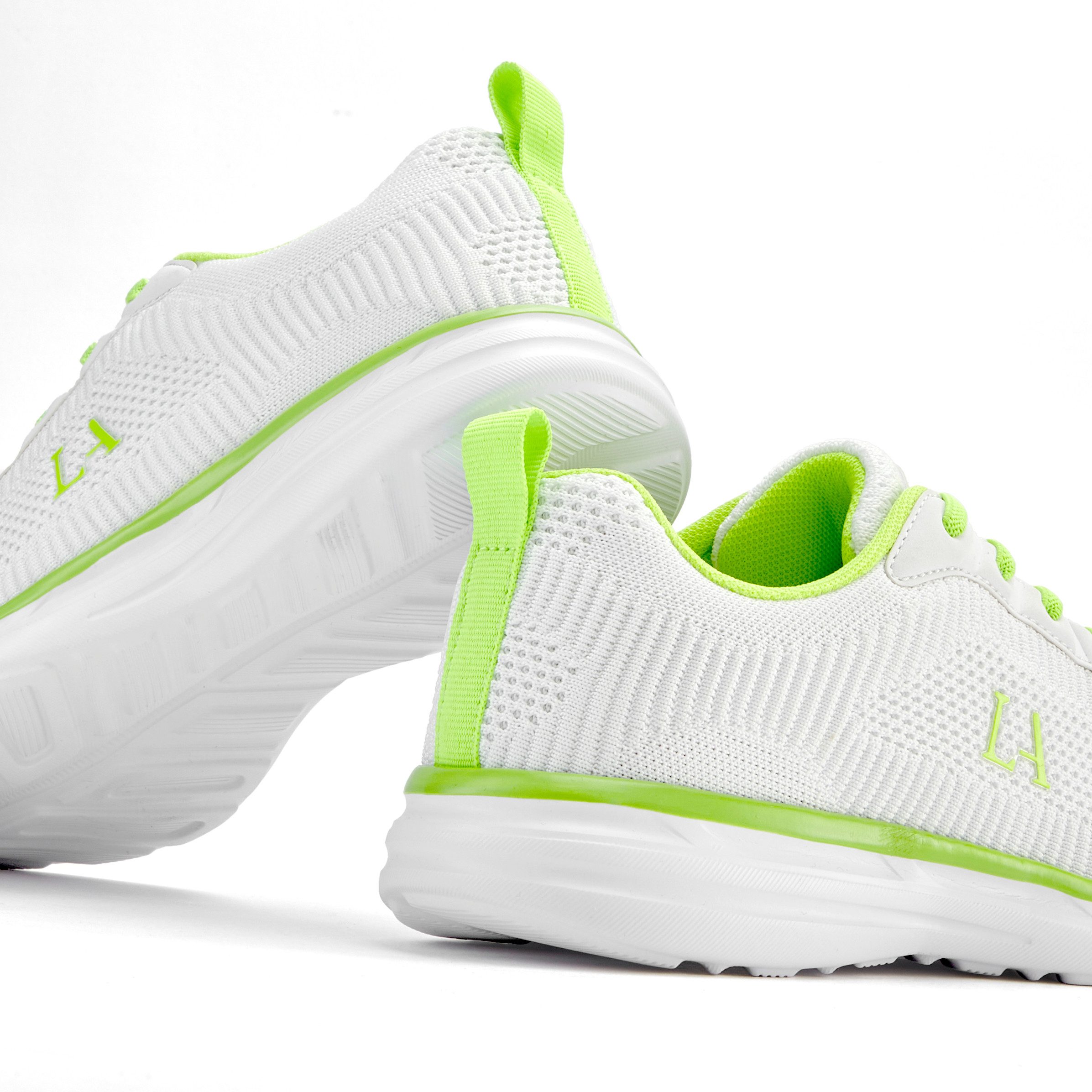 Lascana Sneakers Vrijetijdsschoen, lage schoen in sportieve look VEGAN