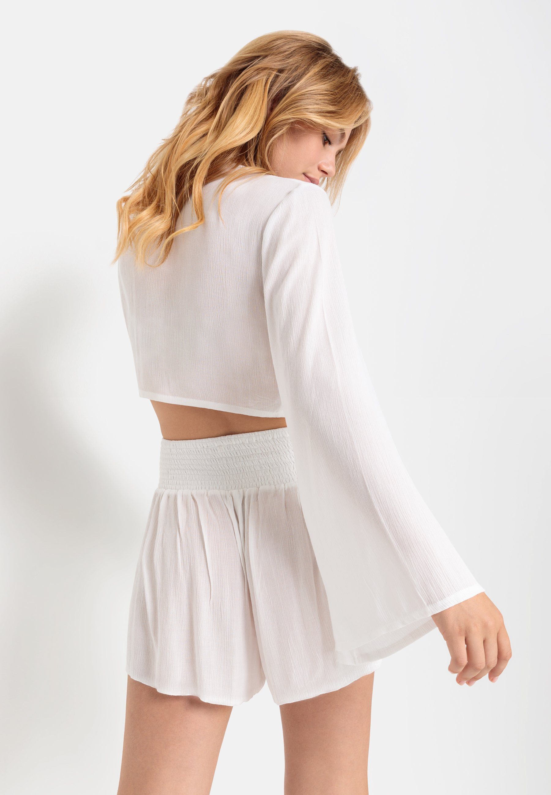 LSCN by LASCANA Crêpe-blouse en shorts (set)