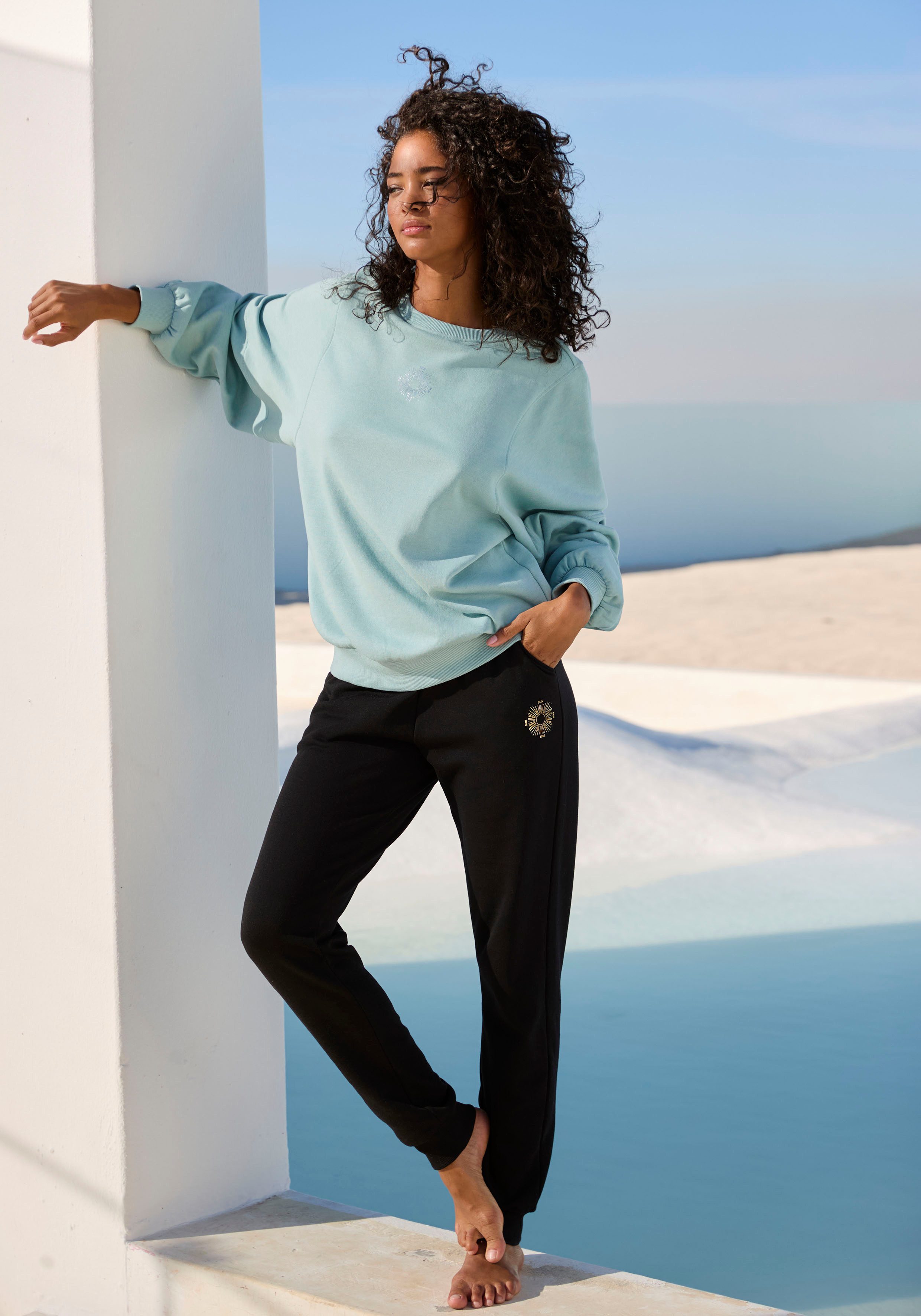 Buffalo Sweatbroek Loungebroek met zijzakken en kleine print, loungewear