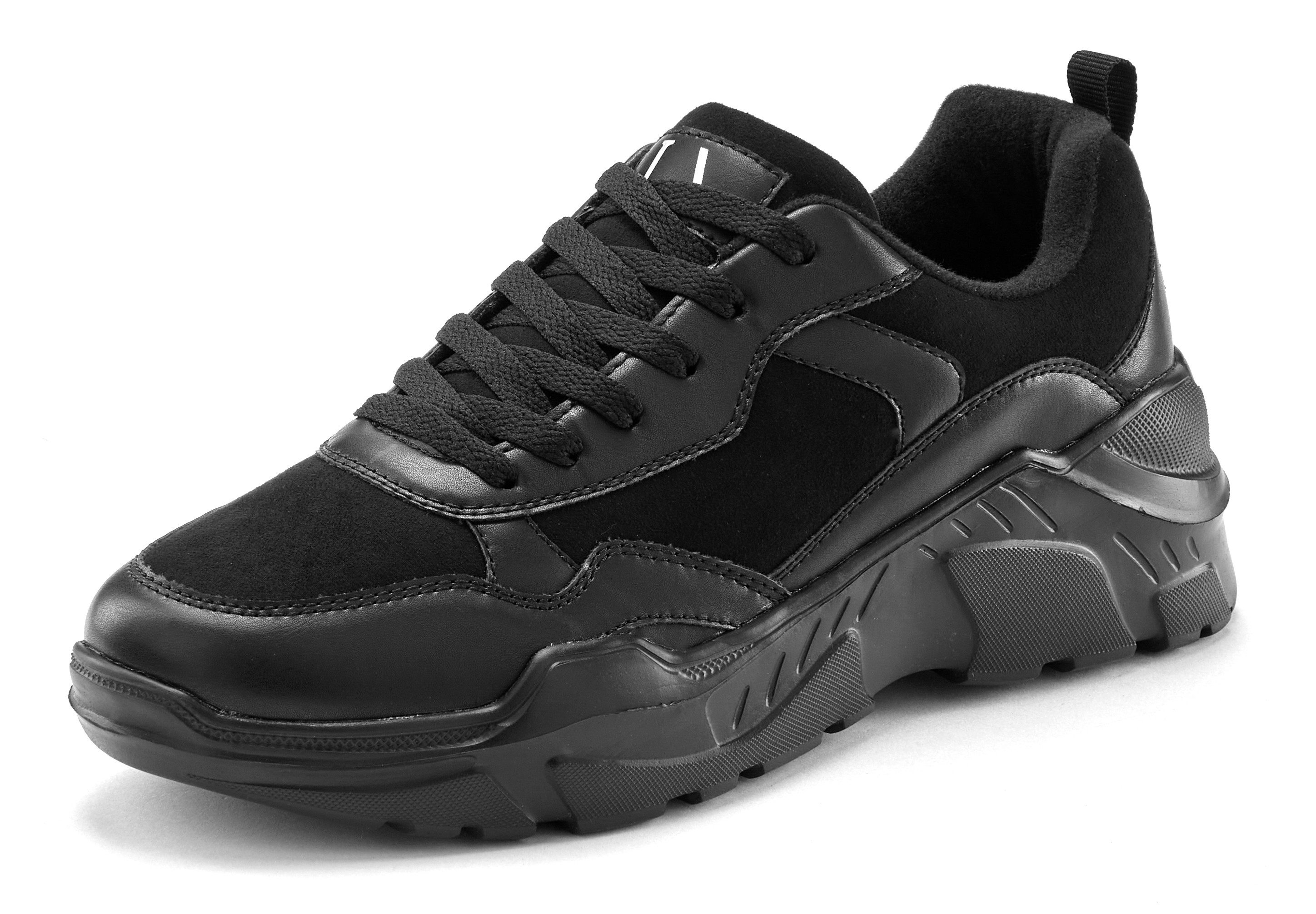 Lascana Sneakers Lage schoen, sportschoen, lichte chunky zool, zachte binnenzool VEGAN schoenen maat 38 zwart