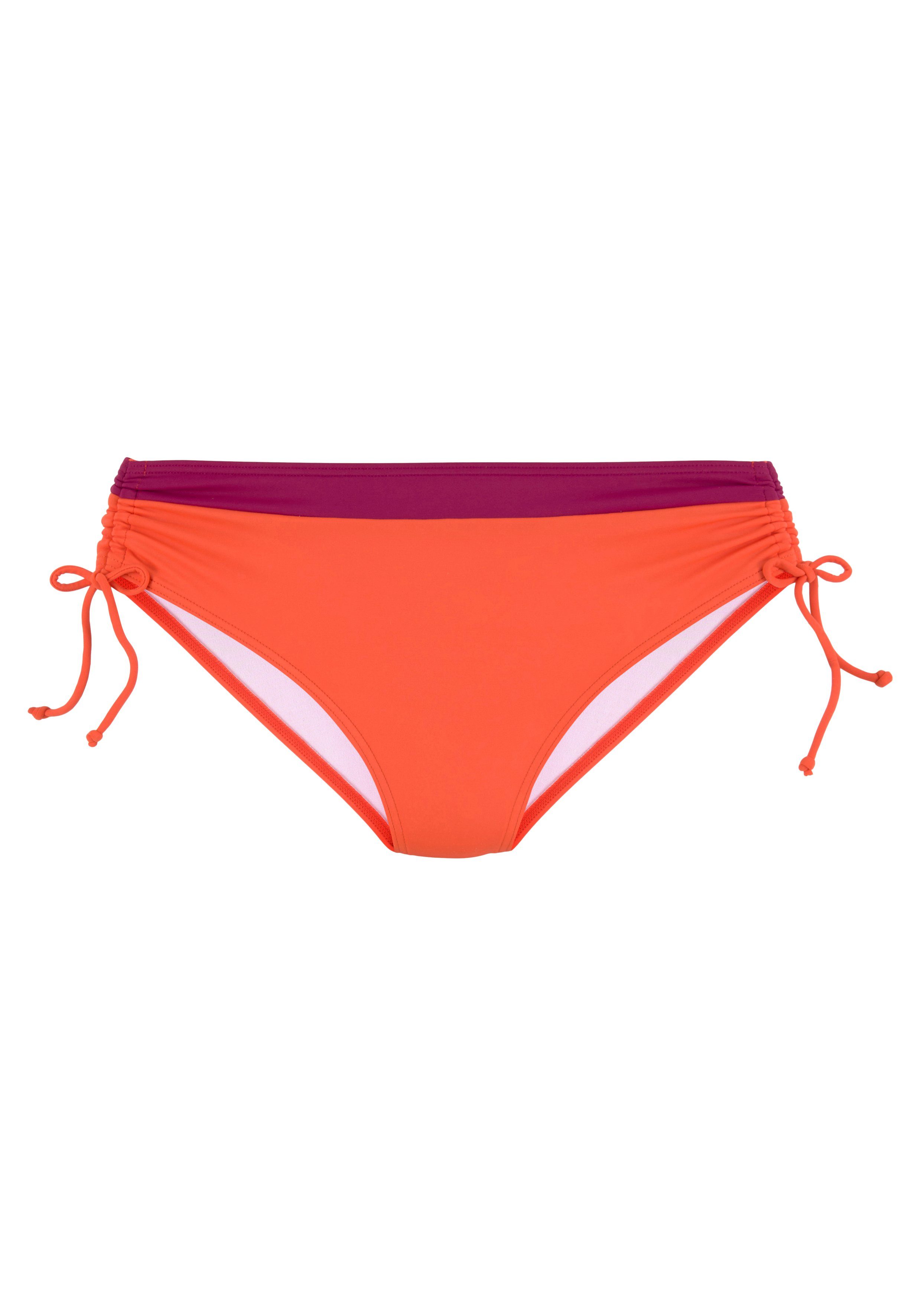 s.Oliver RED LABEL Beachwear Bikinibroekje Yella met contrastkleurige details en zijdelings verstelbaar