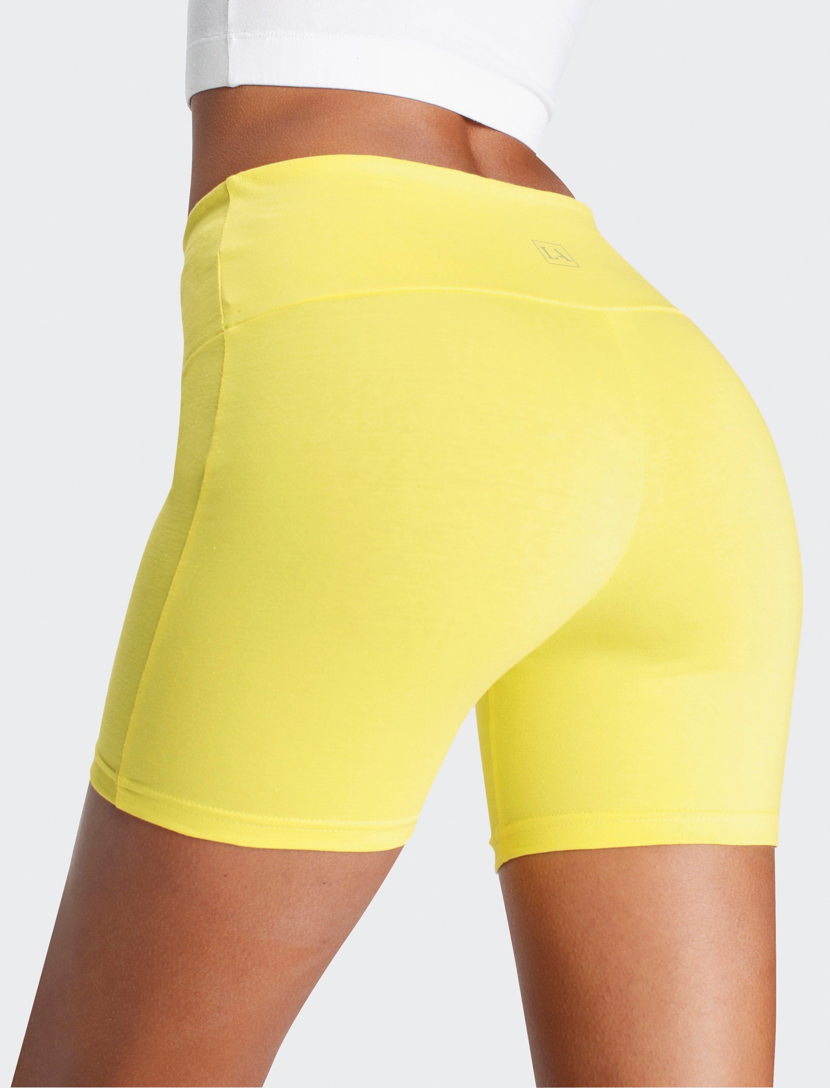 Lascana Short met brede boord en logoprint, loungewear