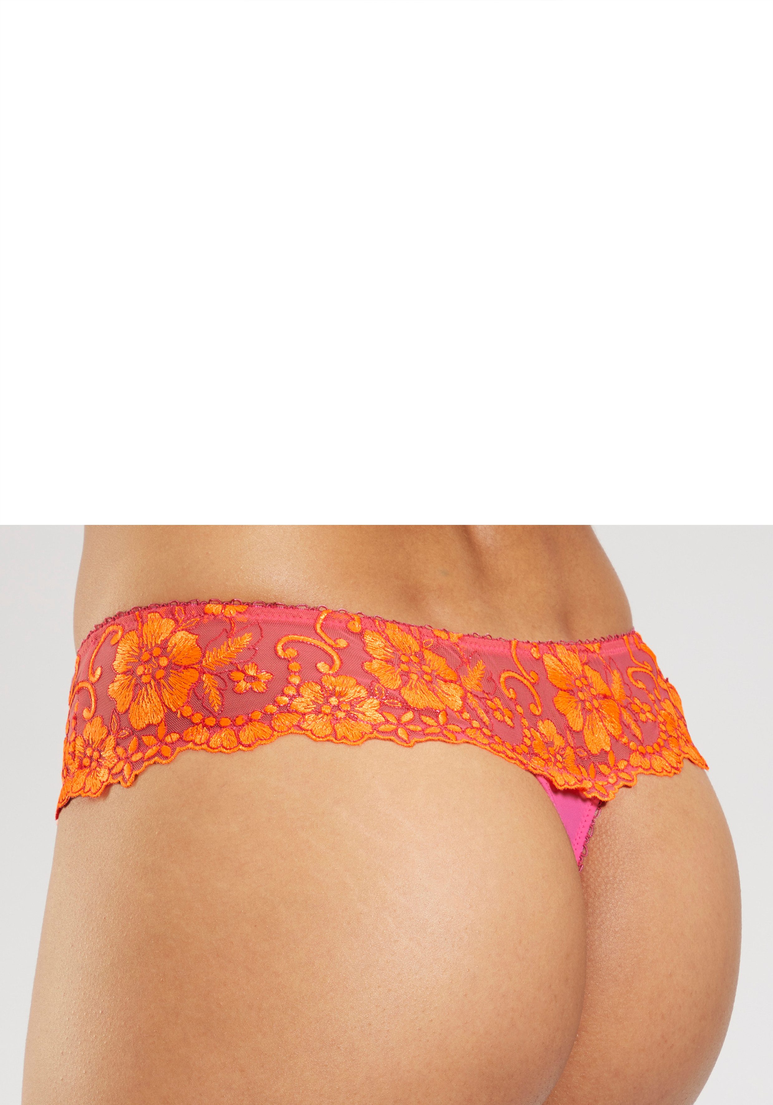 Lascana String Wanda Dessous met borduurkant in gebloemde look