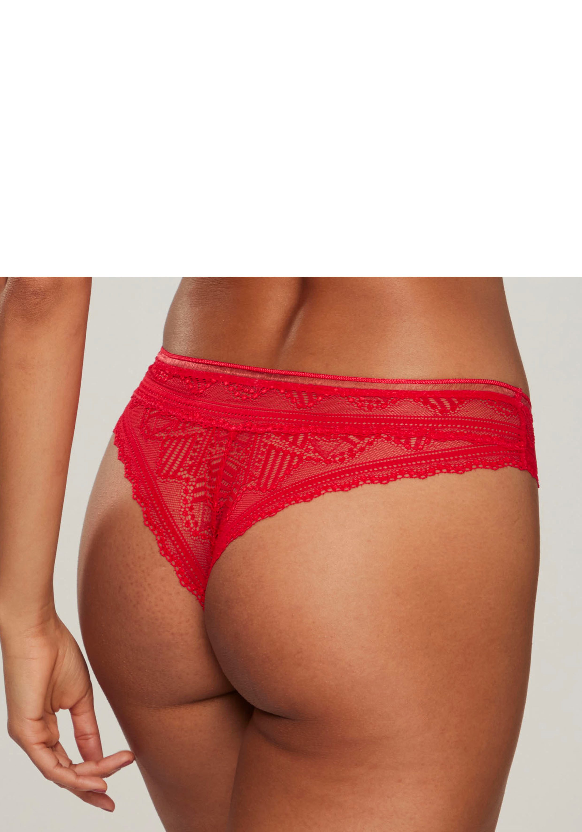Lascana String TIZIANA met gedeeltelijk gerecycled kant