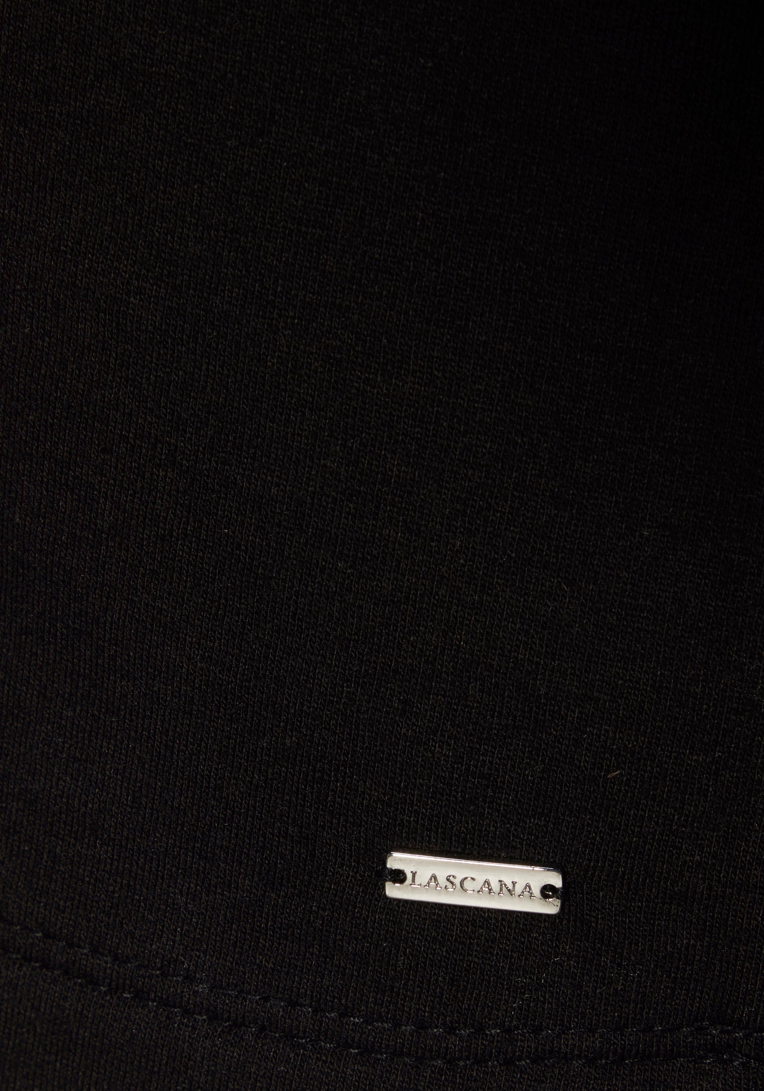 Lascana Hoodie met subtiele frontprint, loungepak