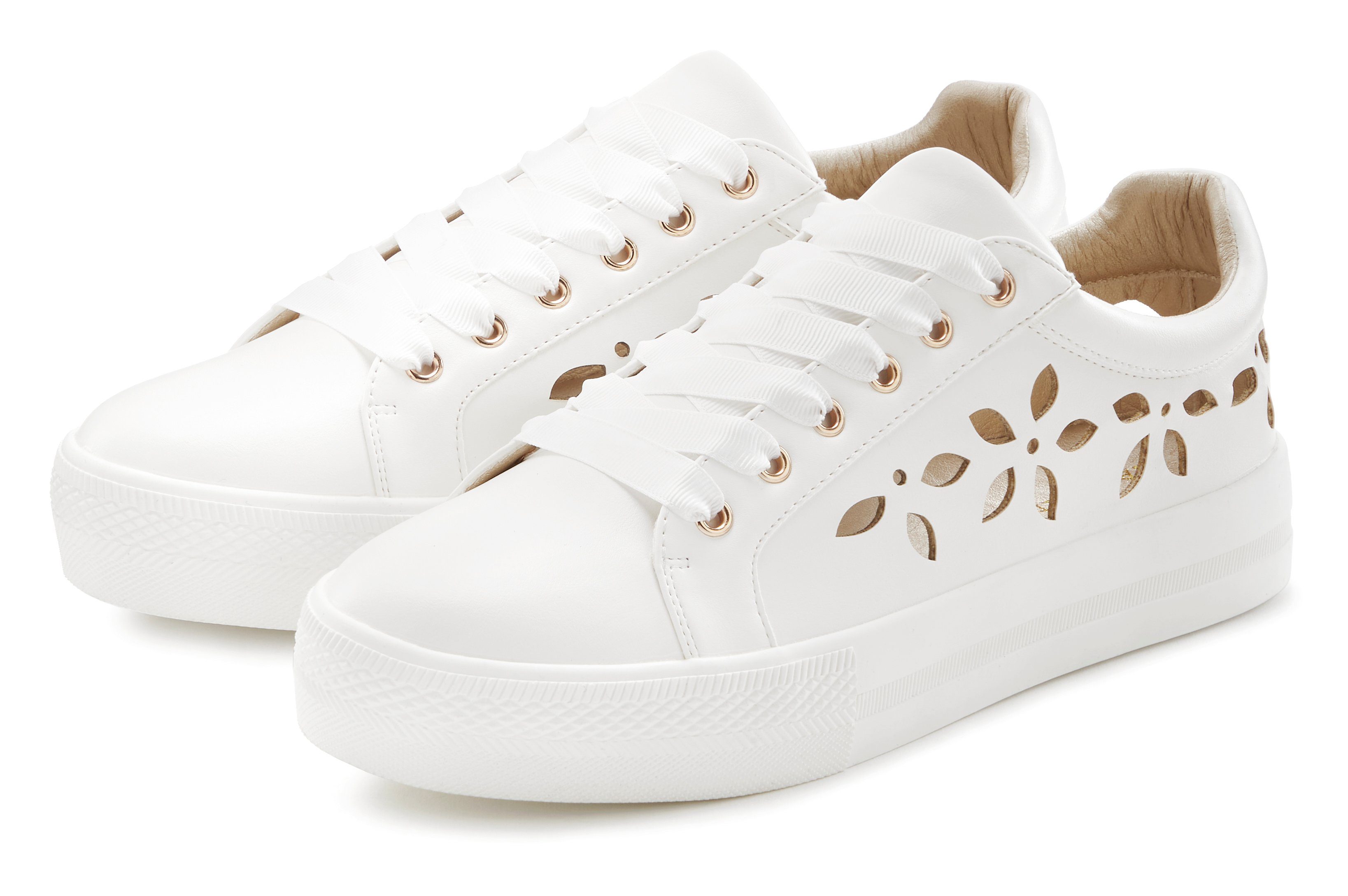 Lascana Sneakers met kleine cut-outs, veterschoenen, vrijetijdsschoenen vegan