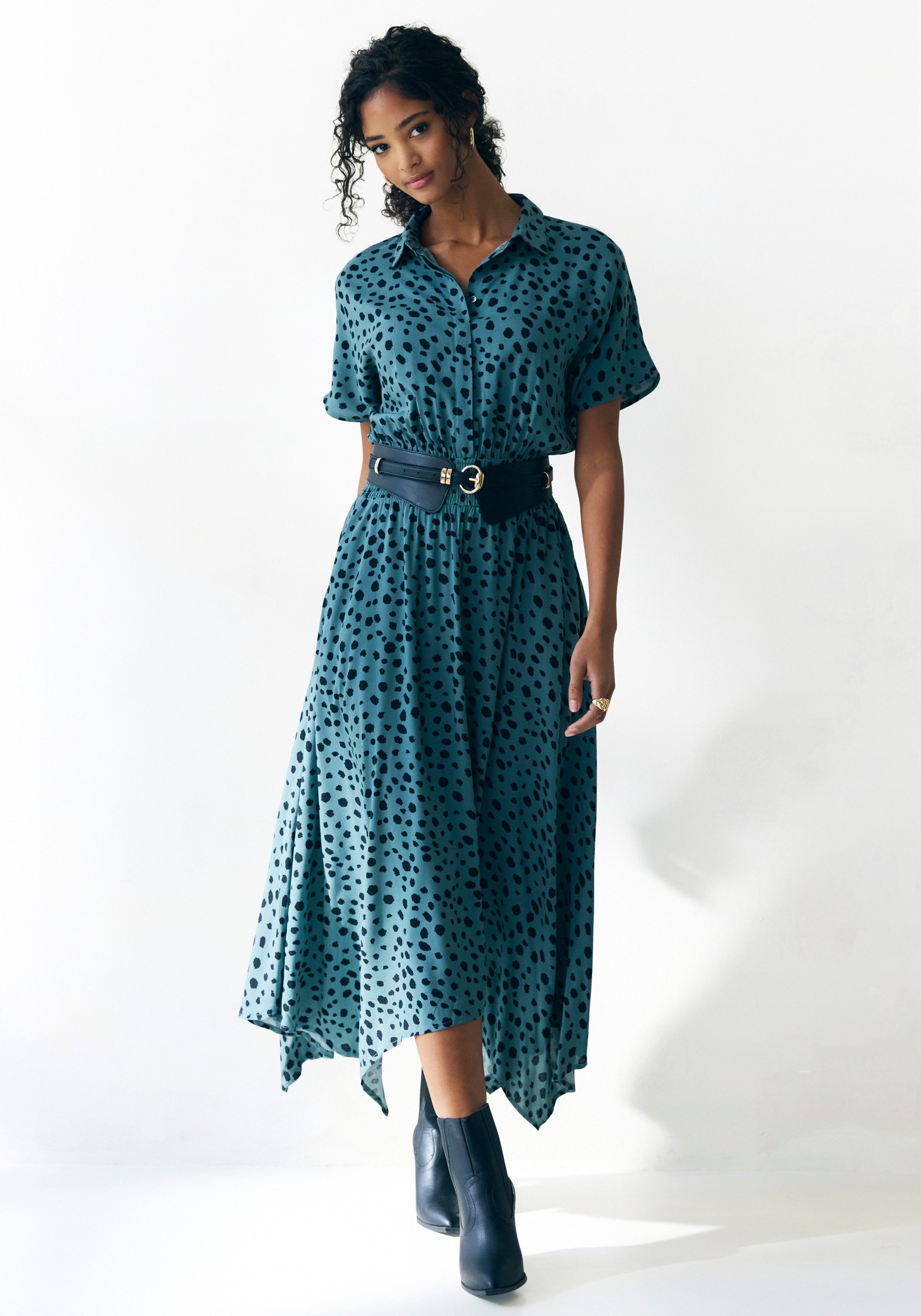 Lascana Gedessineerde jurk met stippenprint en asymmetrische zoom, overhemdjurk, midijurk