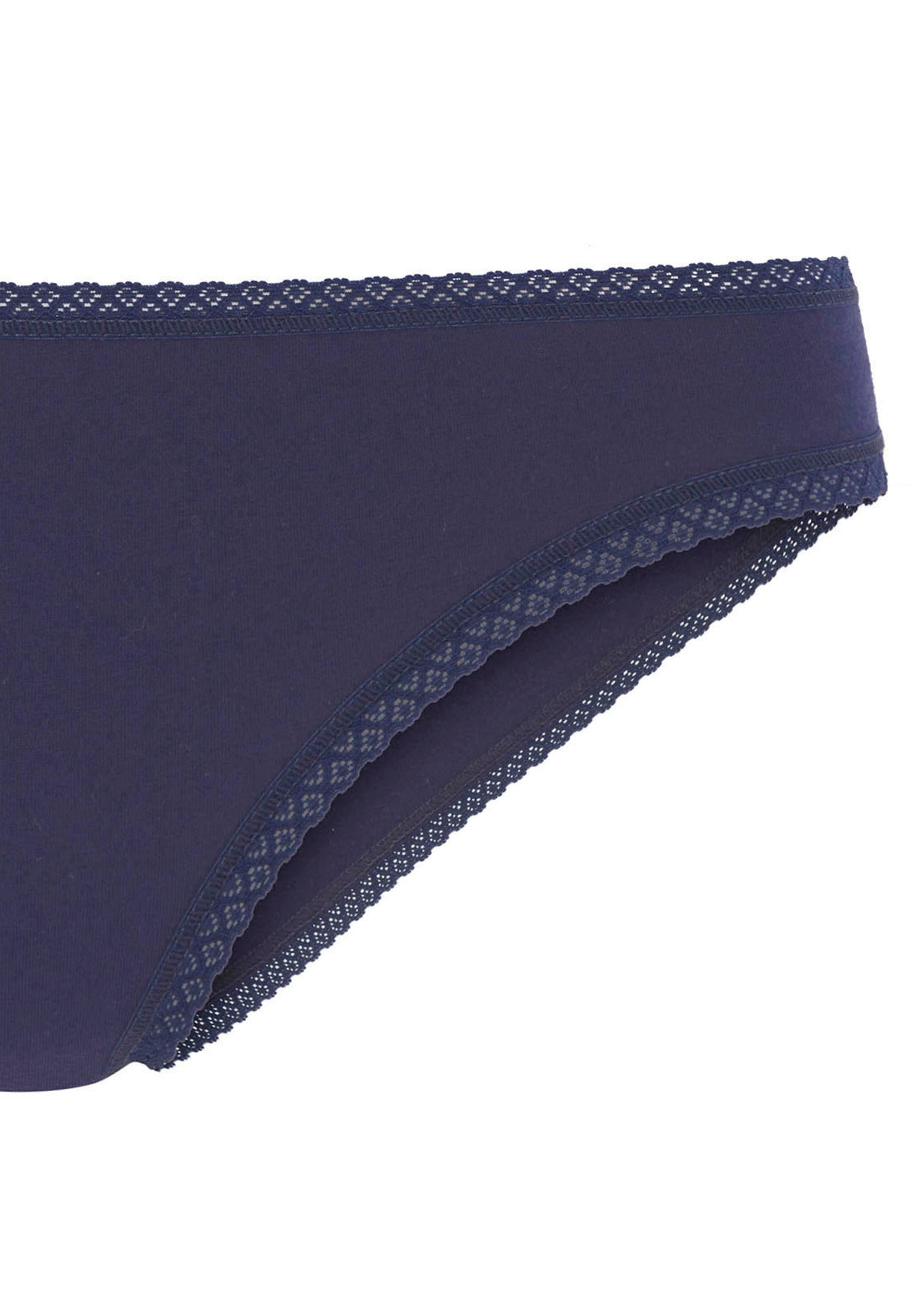 Vivance Brazilian slip met fijne kantafwerking en van zachte katoenkwaliteit (7 stuks in set)