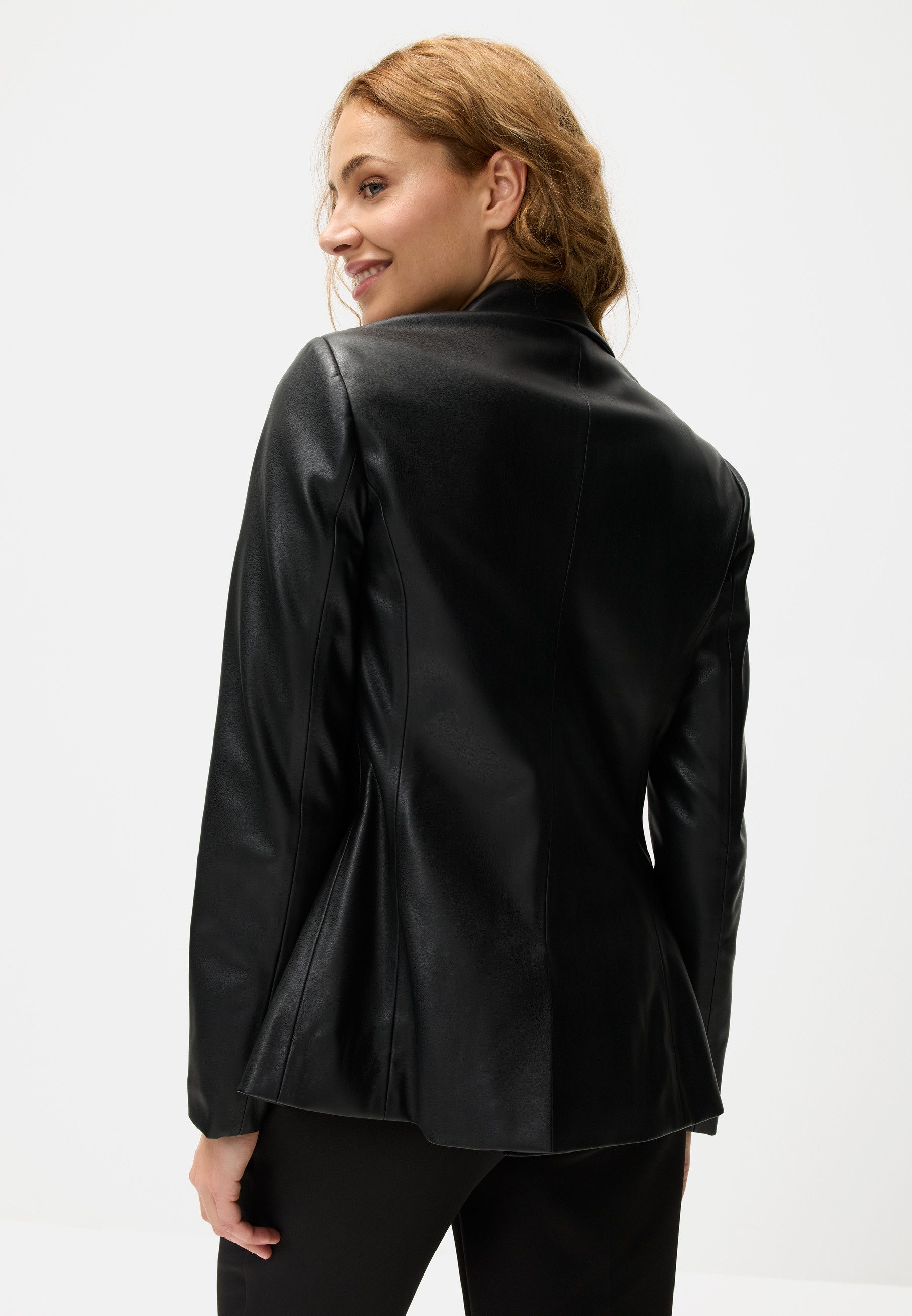 Lascana Highheel-laarsjes in spitse vorm & naaldhak, ritslaars vegan