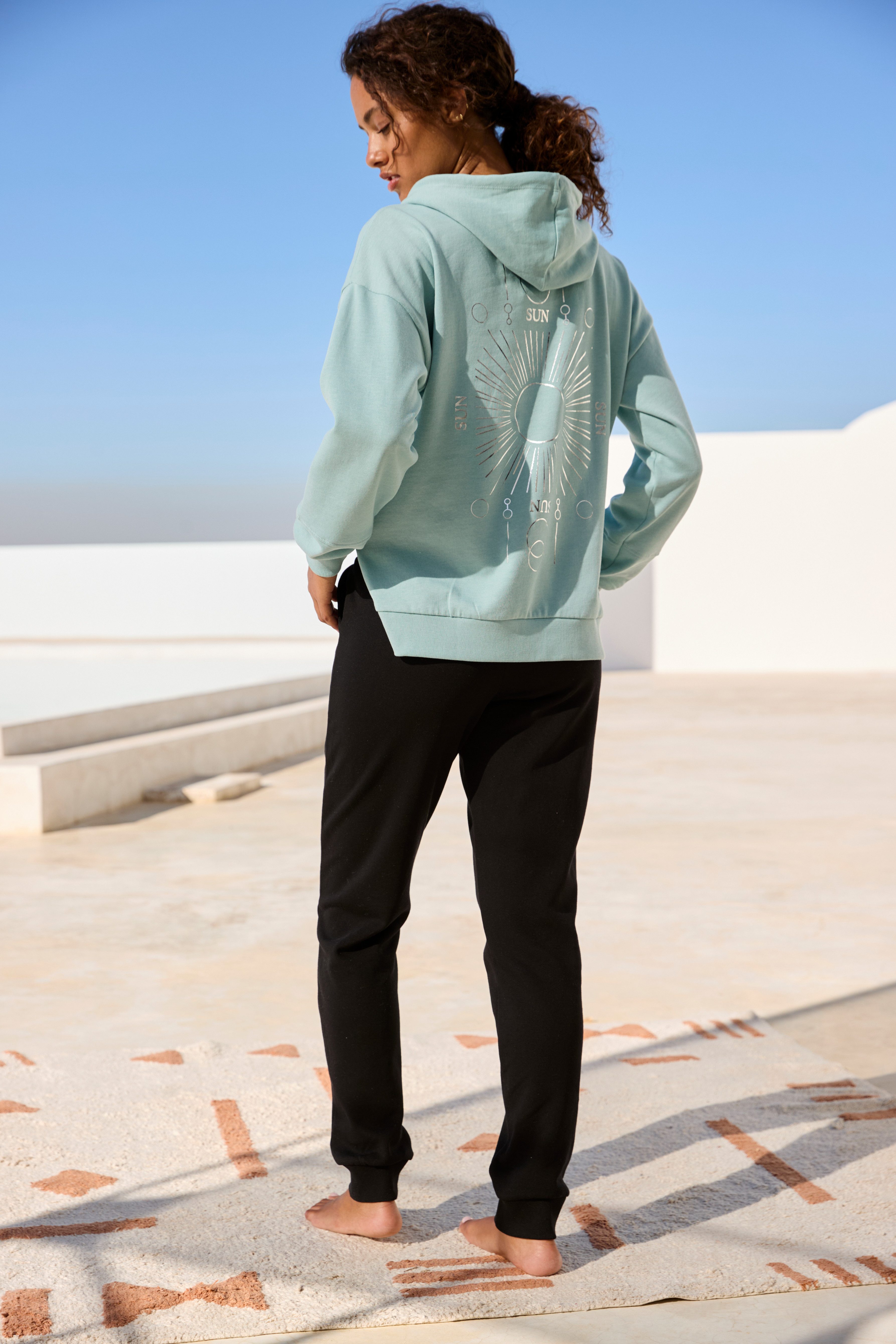 Buffalo Sweatbroek Loungebroek met zijzakken en kleine print, loungewear