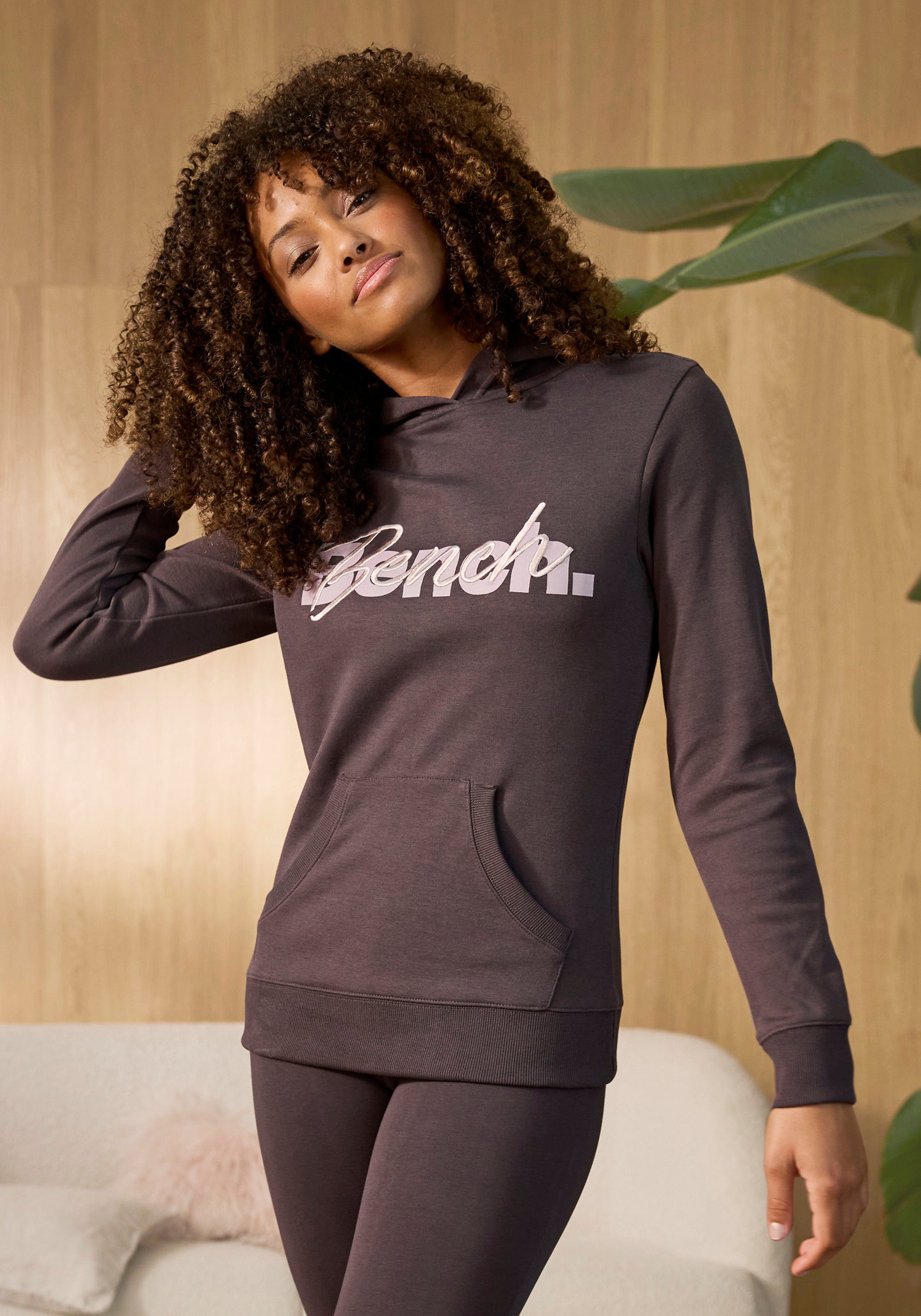 Bench. Loungewear Hoodie met kangoeroezak, loungepak, hoodie
