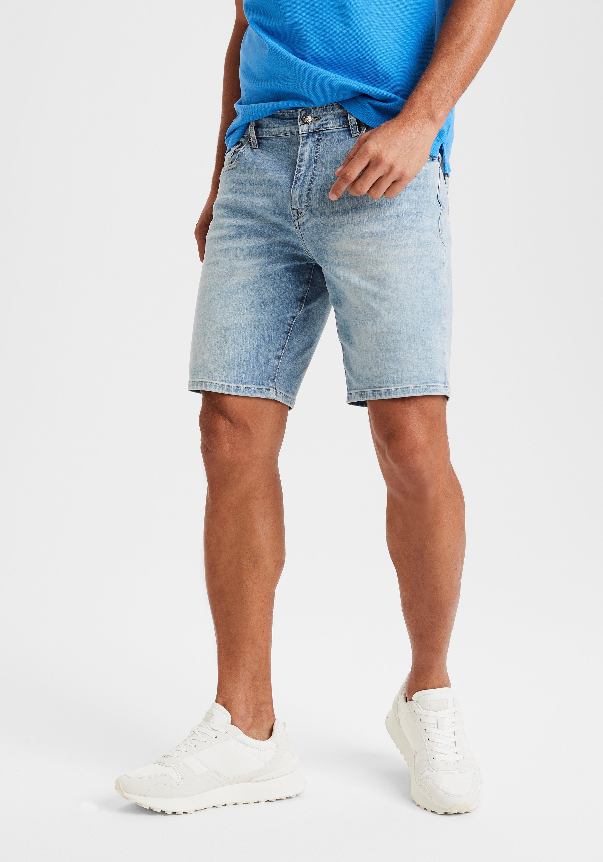 Buffalo Jeansshort 5-pocketshort met normale taillehoogte, korte broek van elastische denimkwaliteit