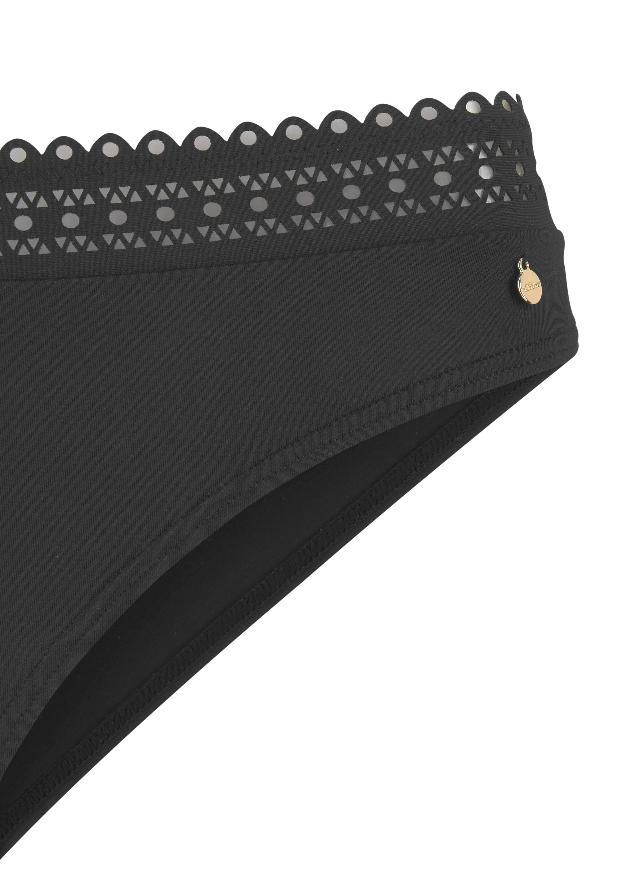 s.Oliver RED LABEL Beachwear Bikinibroekje Aiko met gehaakte look