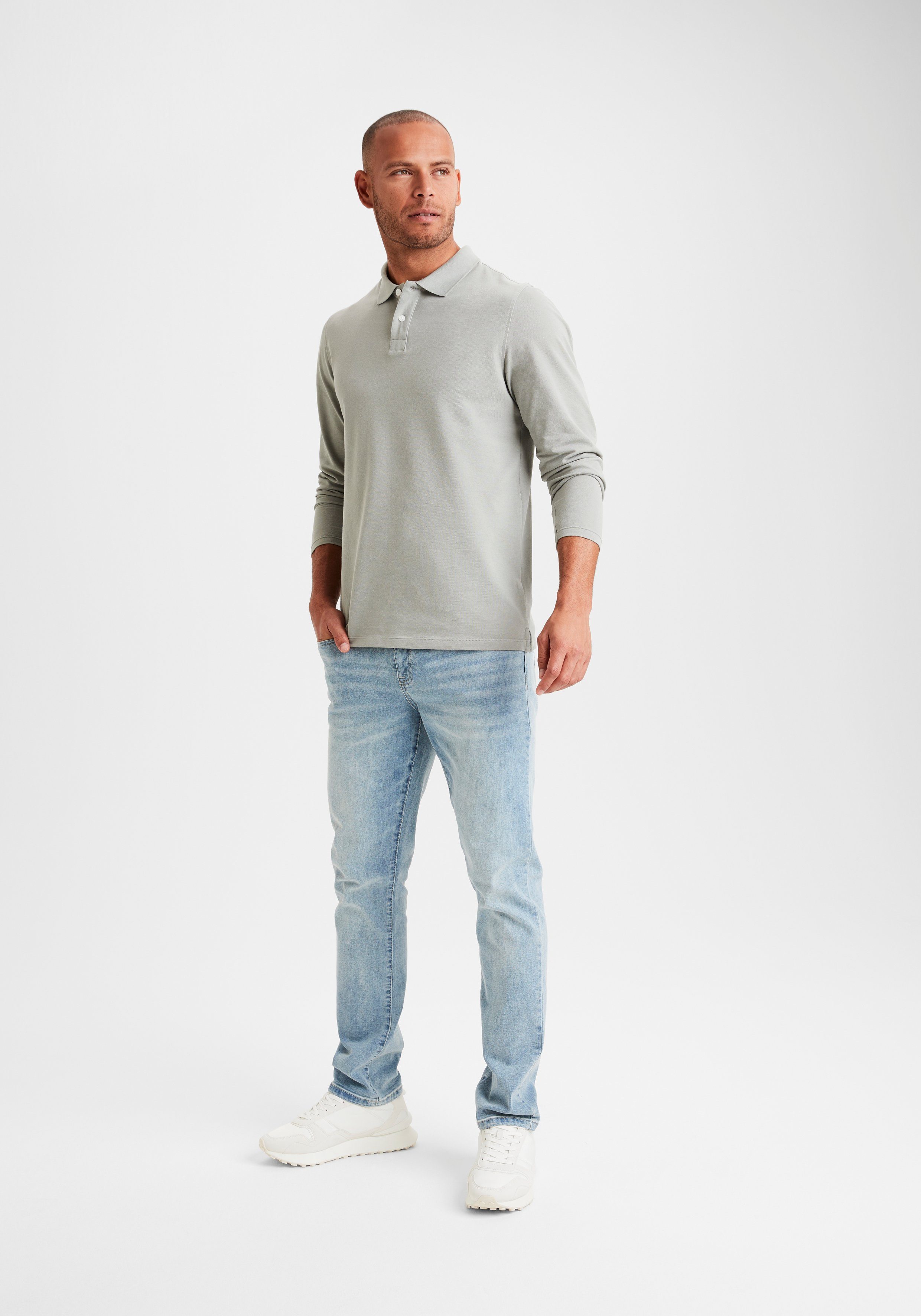 Buffalo 5-pocket jeans Straight fit met normale taillehoogte, van elastische denim-kwaliteit