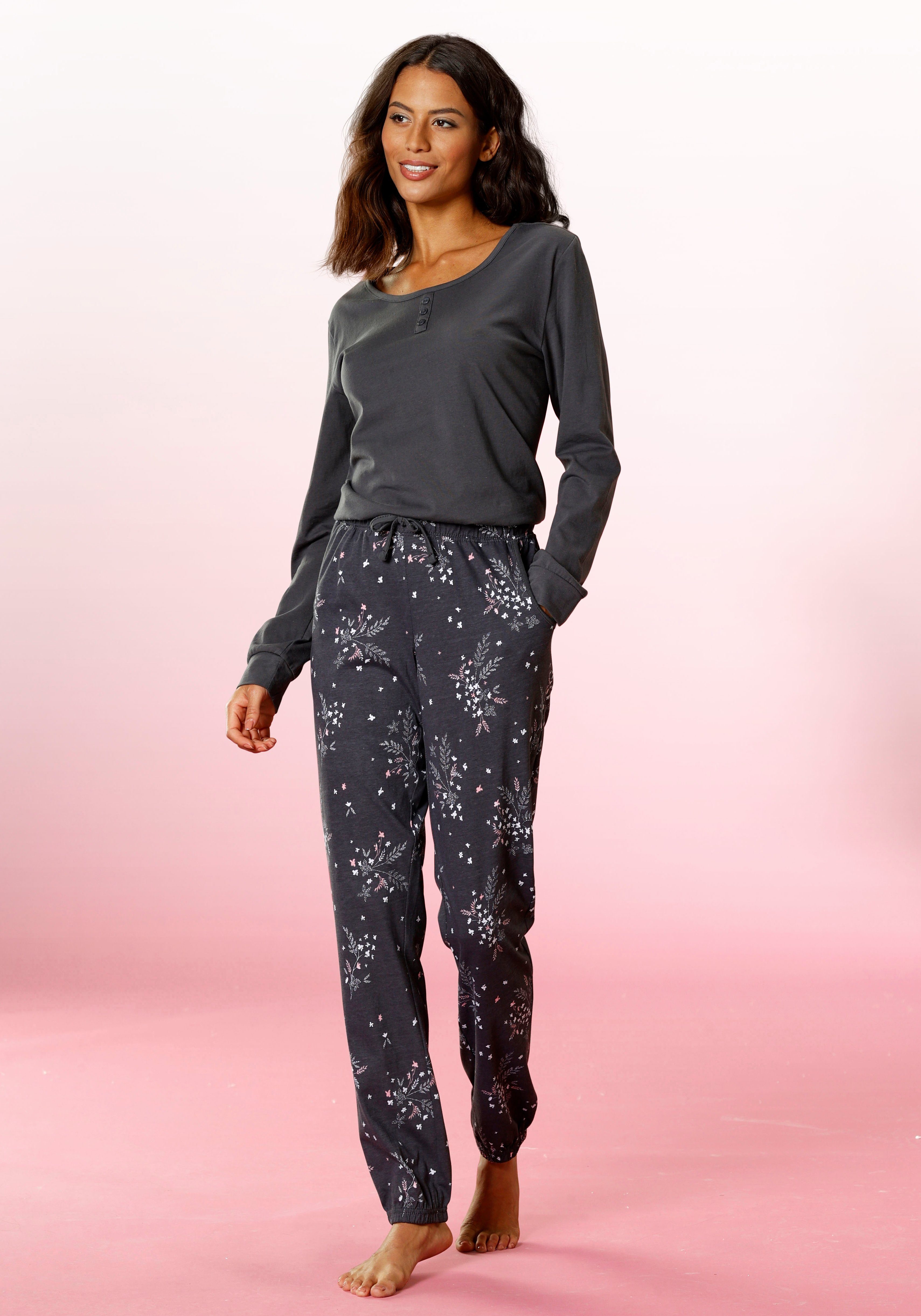 Vivance Dreams Pyjama met hortensia-motief (2-delig, 1 stuk)